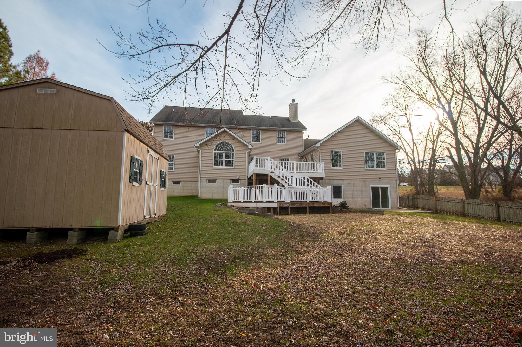 9112 COWENTON AVENUE