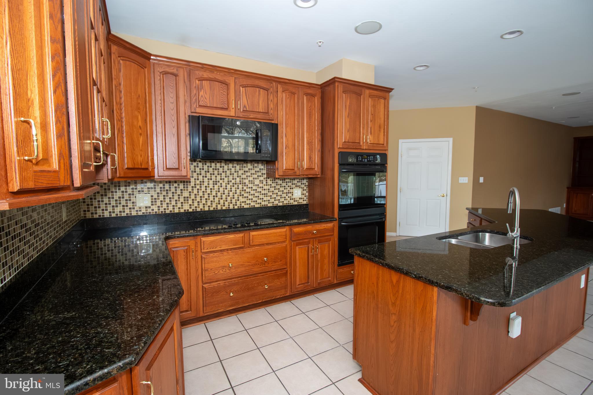 PERRY HALL - Residential