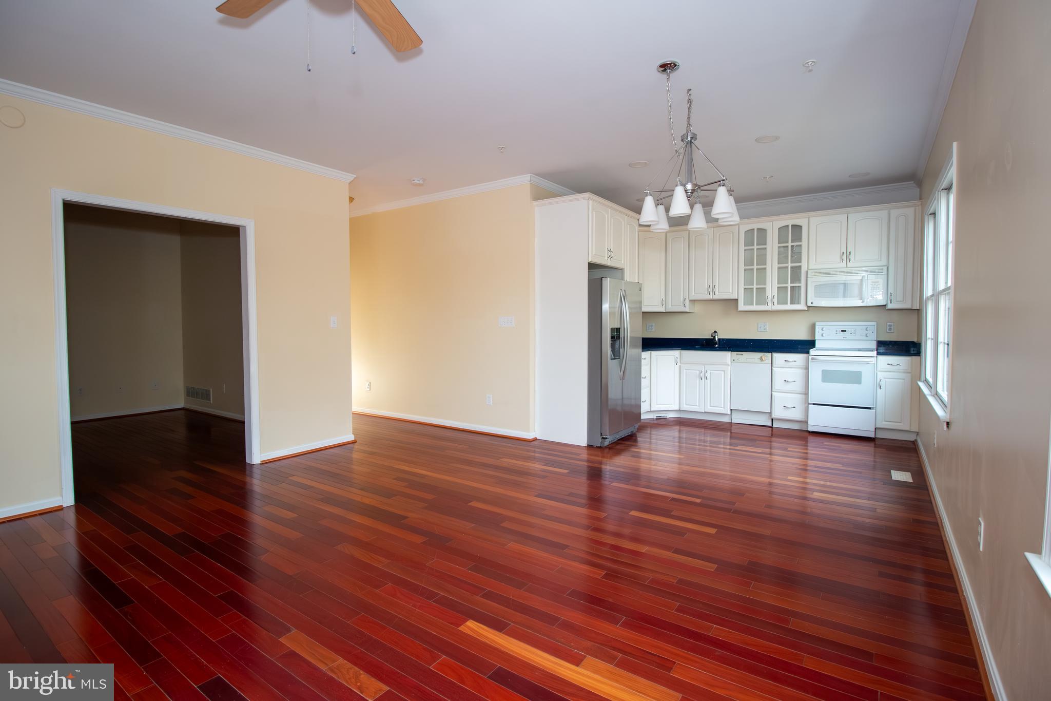 PERRY HALL - Residential