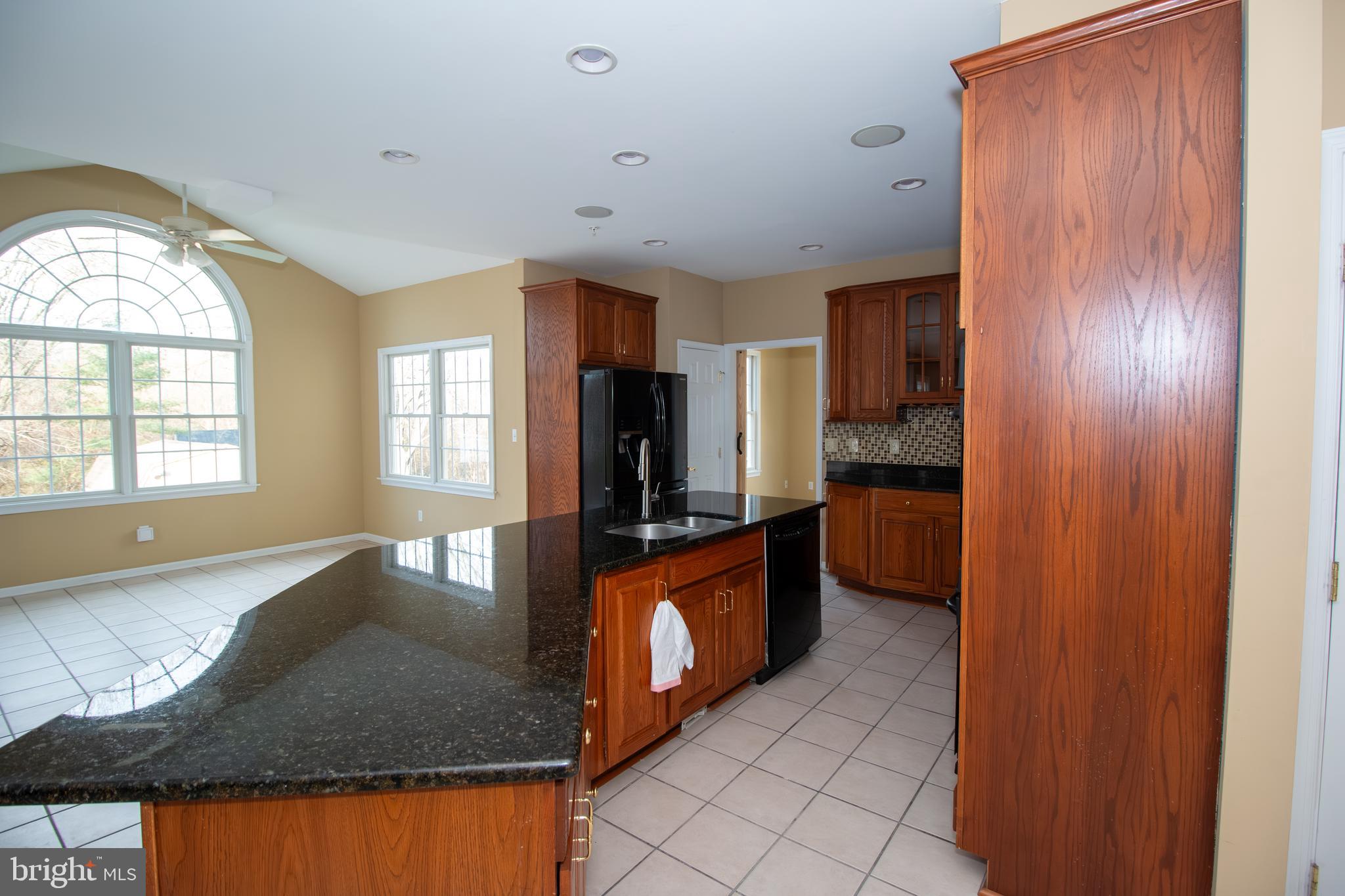 PERRY HALL - Residential