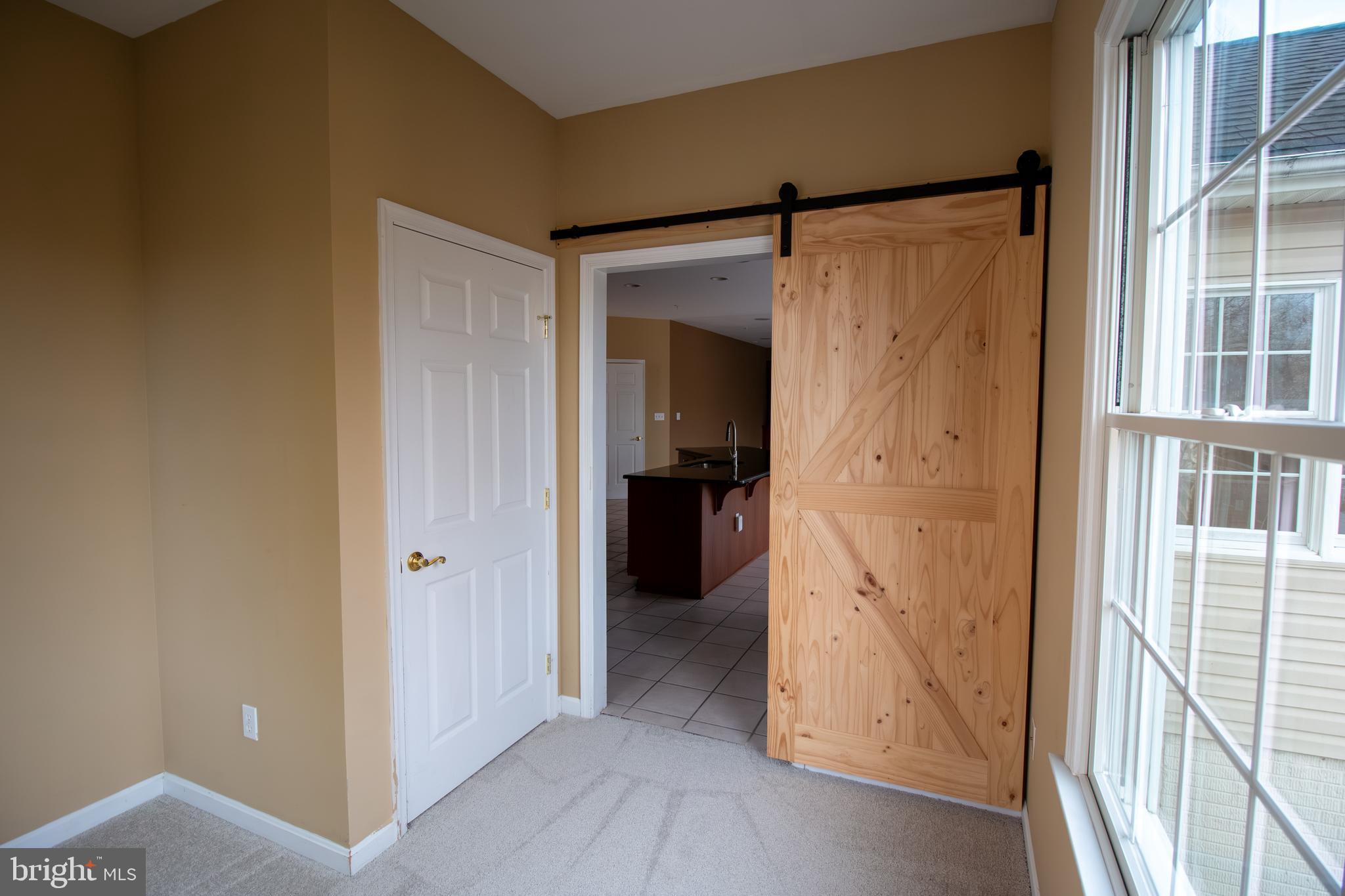 PERRY HALL - Residential