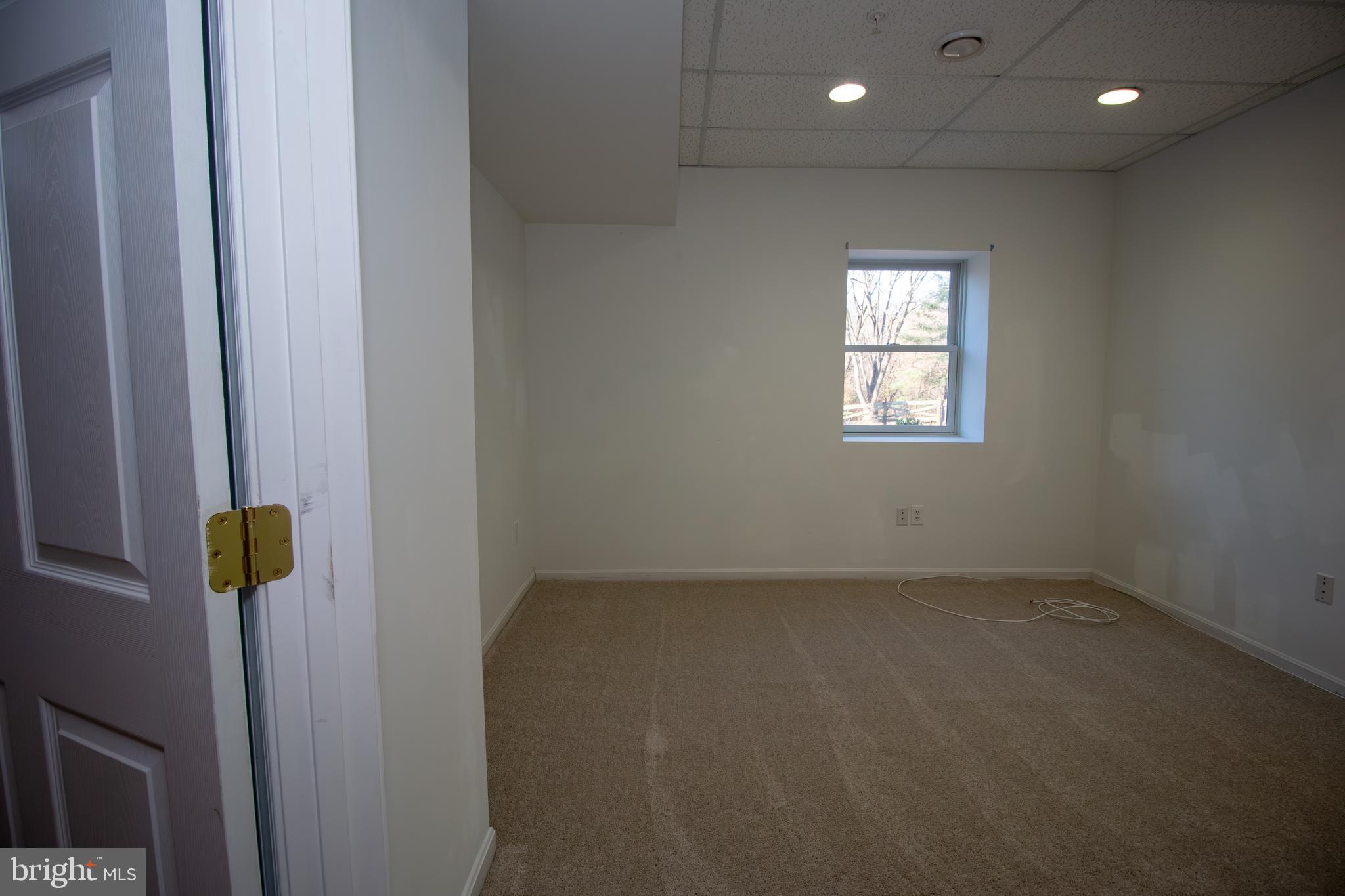 PERRY HALL - Residential