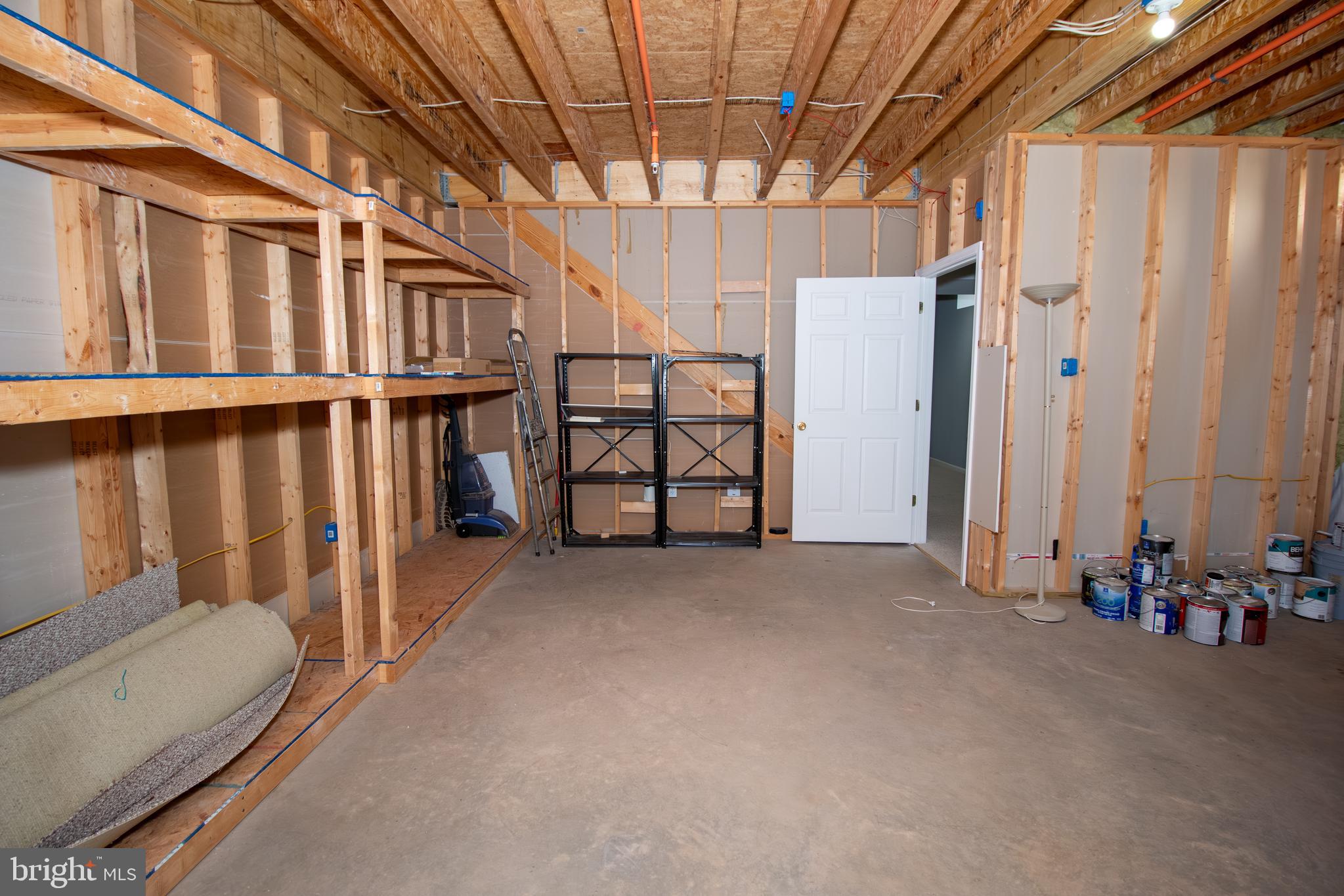 PERRY HALL - Residential