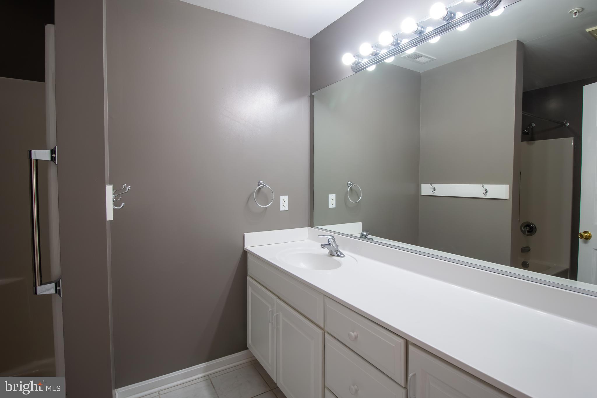 PERRY HALL - Residential