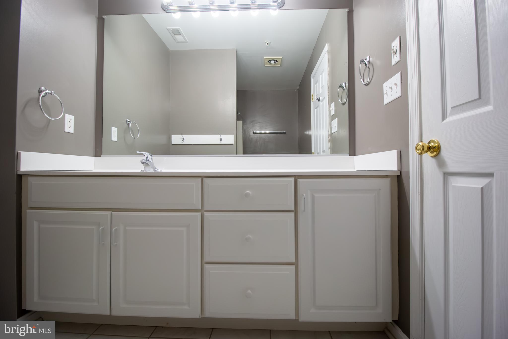 PERRY HALL - Residential