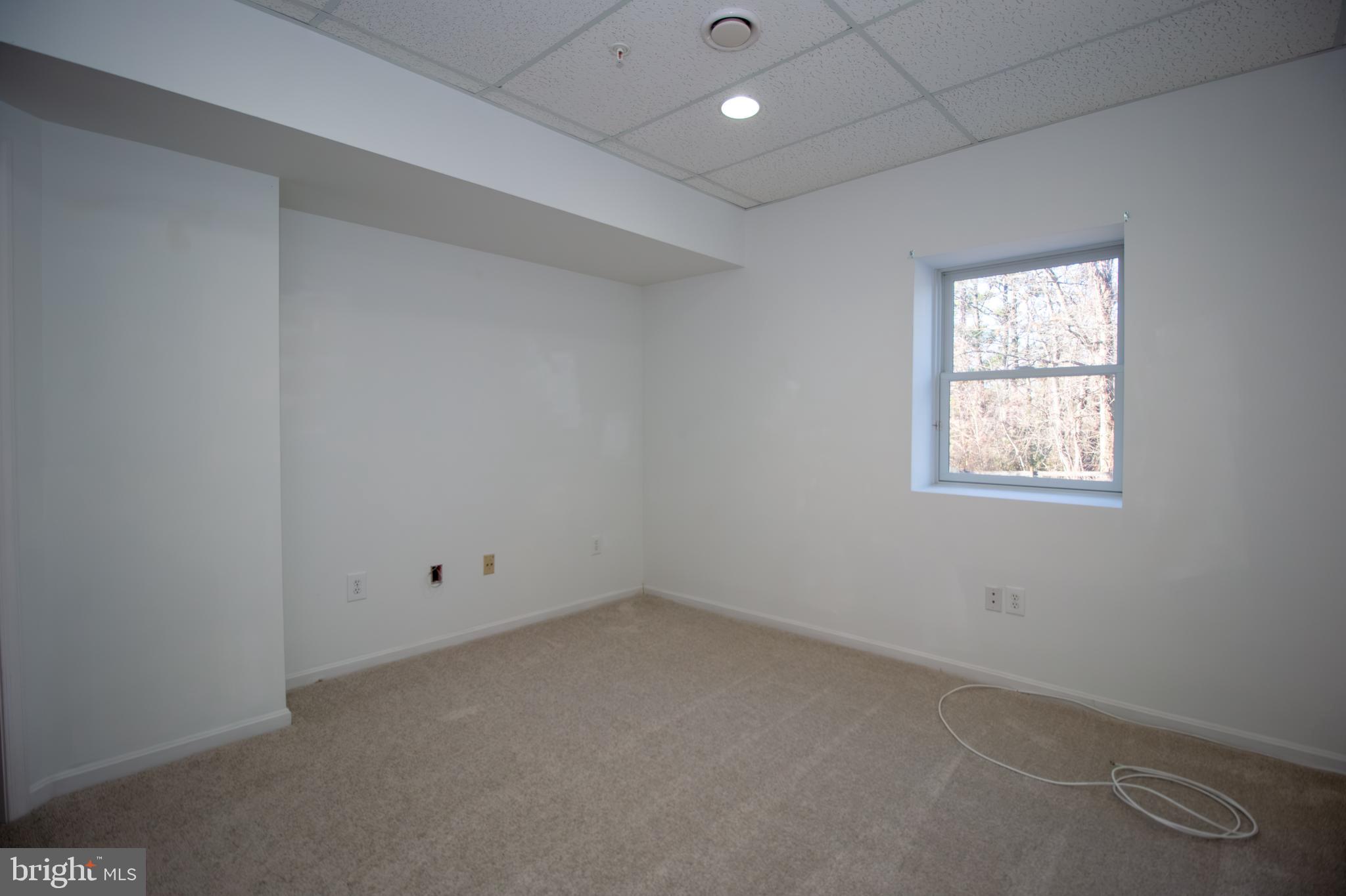 PERRY HALL - Residential