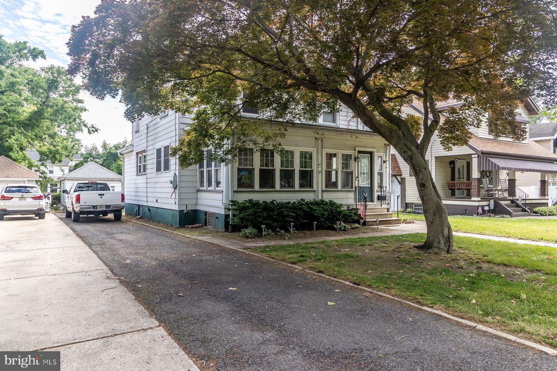 202 GUILFORD AVENUE