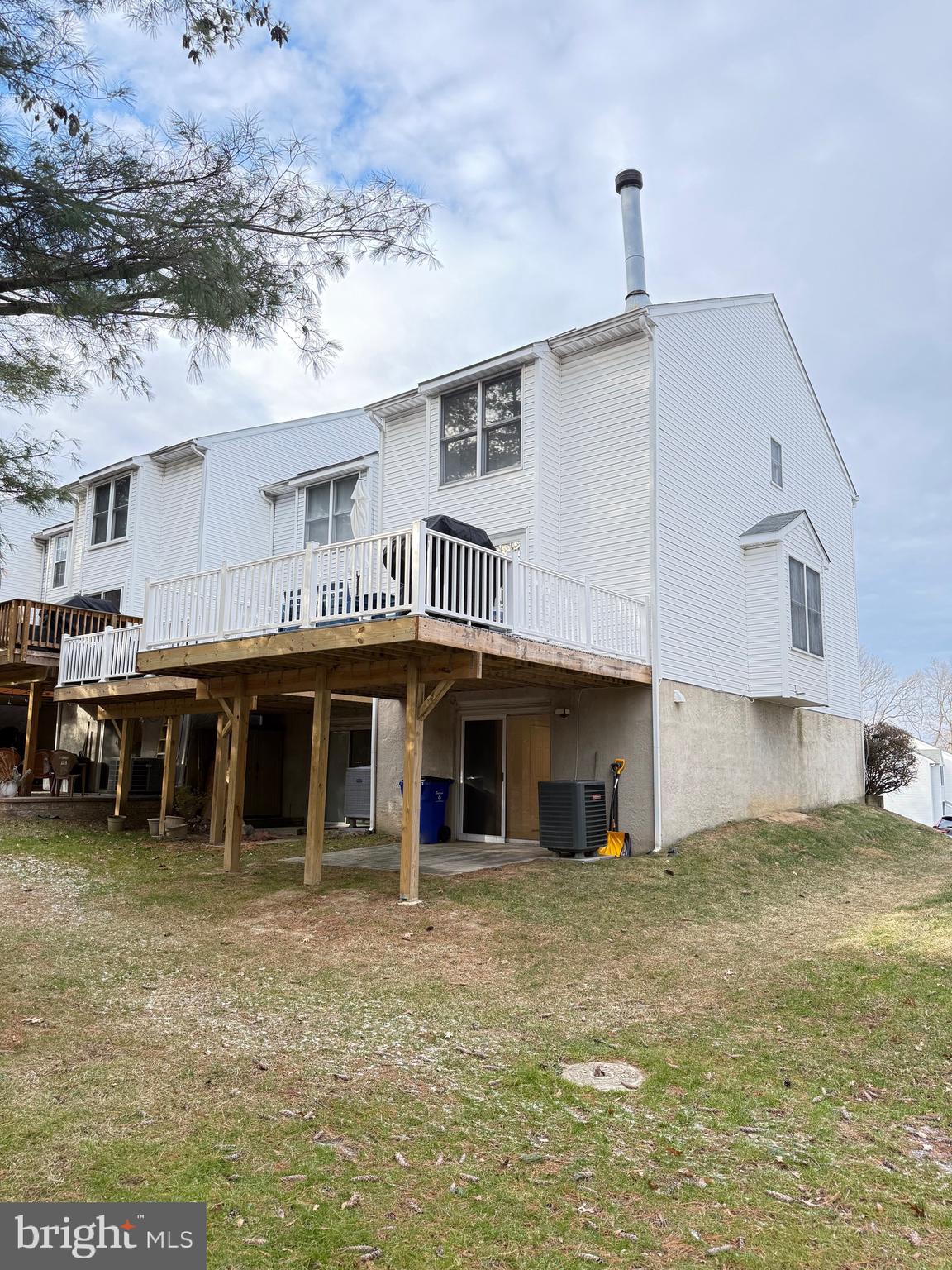 ELLICOTT MEADOWS - Residential