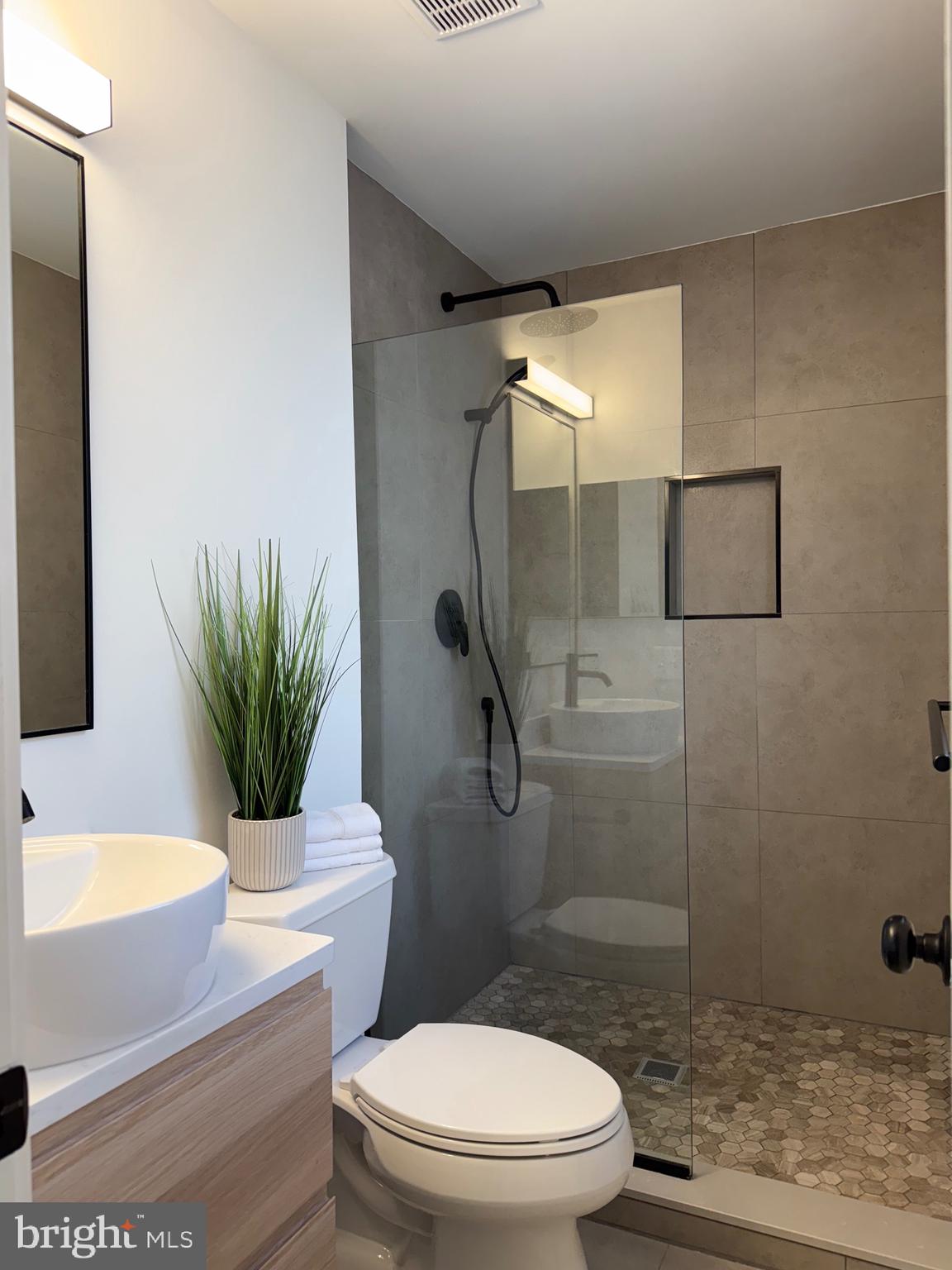 ELLICOTT MEADOWS - Residential