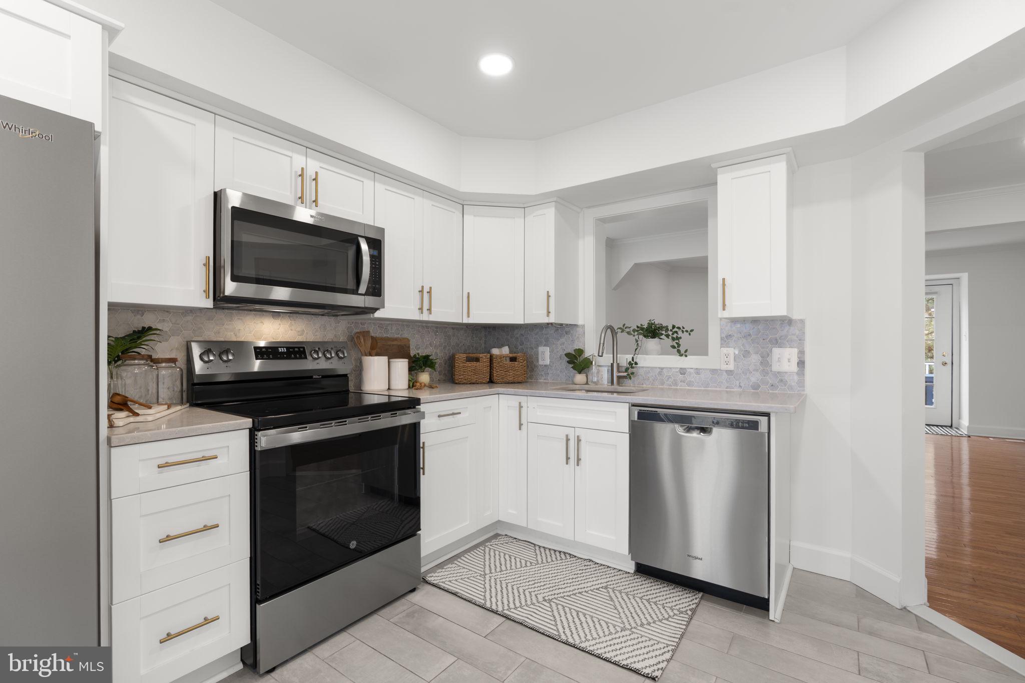 ELLICOTT MEADOWS - Residential