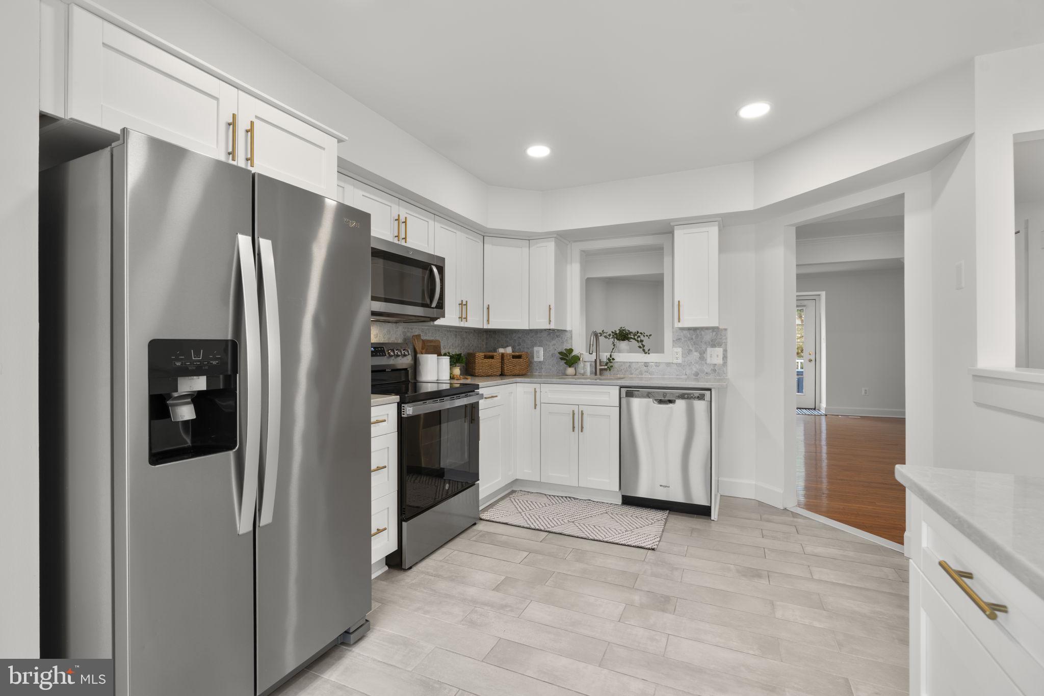 ELLICOTT MEADOWS - Residential