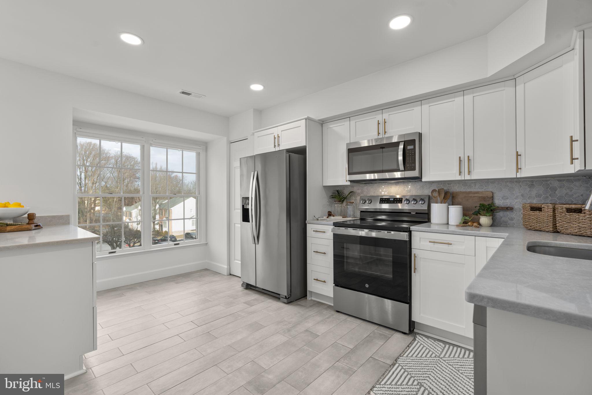 ELLICOTT MEADOWS - Residential