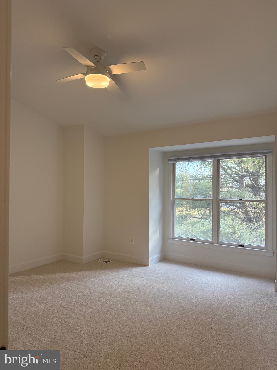 ELLICOTT MEADOWS - Residential