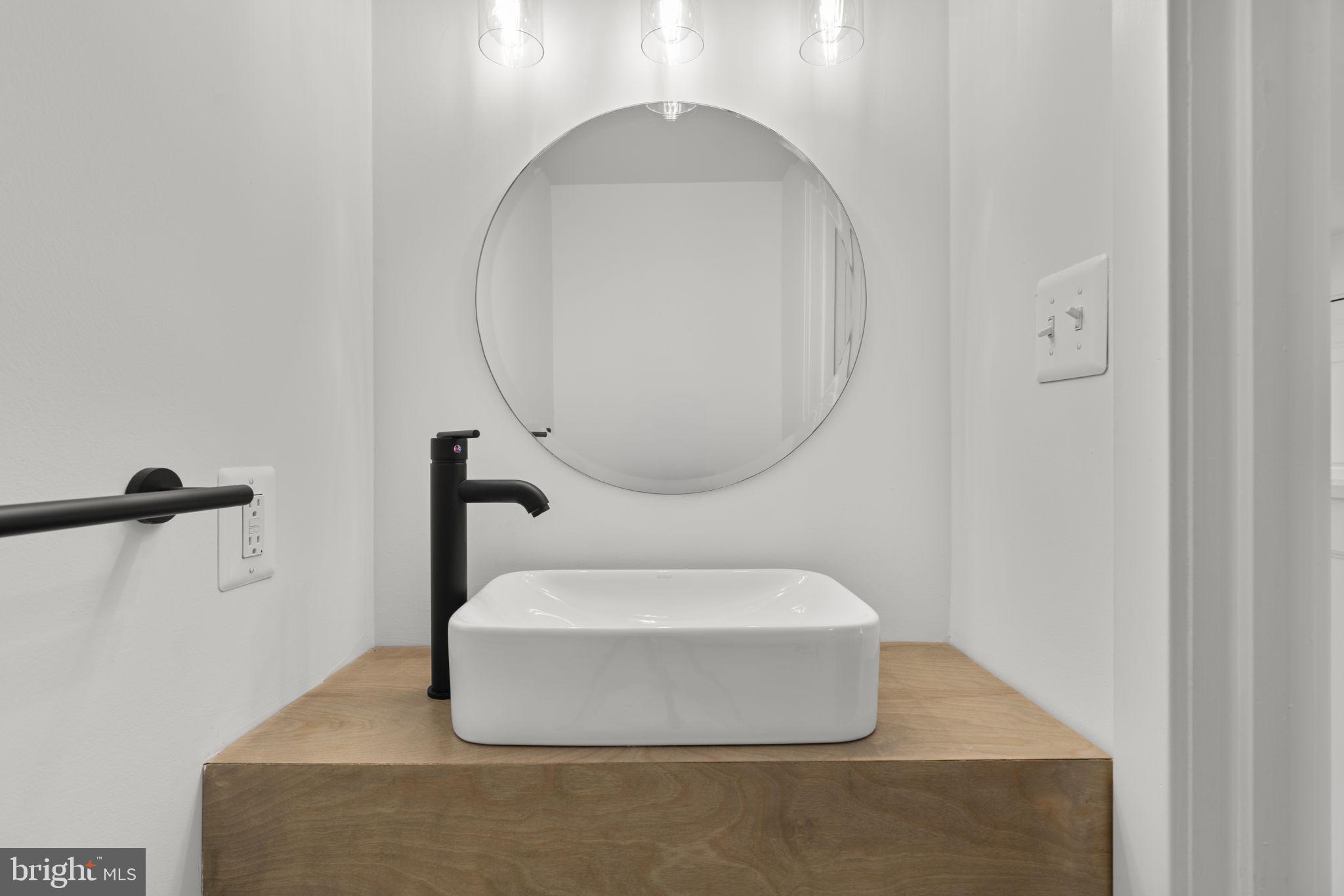 ELLICOTT MEADOWS - Residential