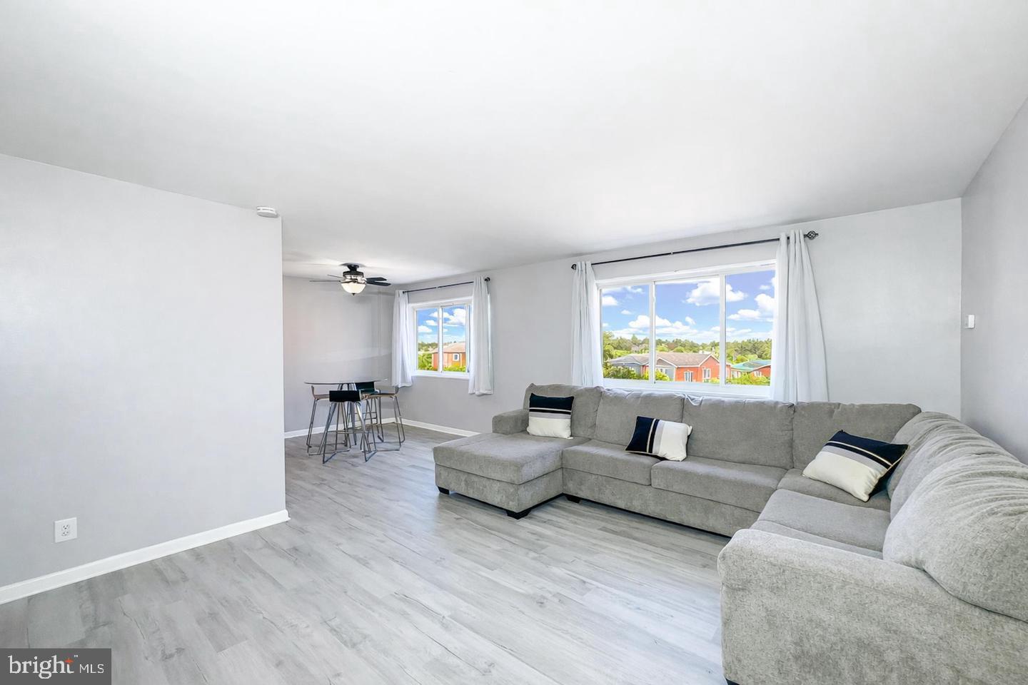 THE CAROLYN - Residential Lease