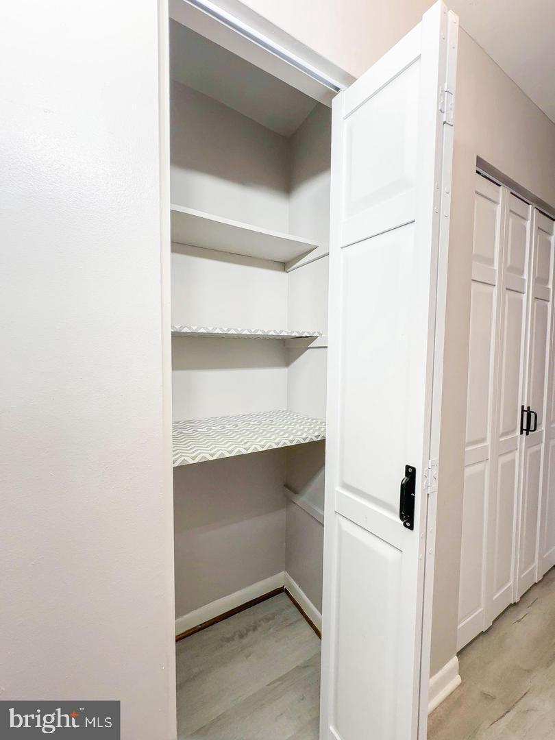 THE CAROLYN - Residential Lease