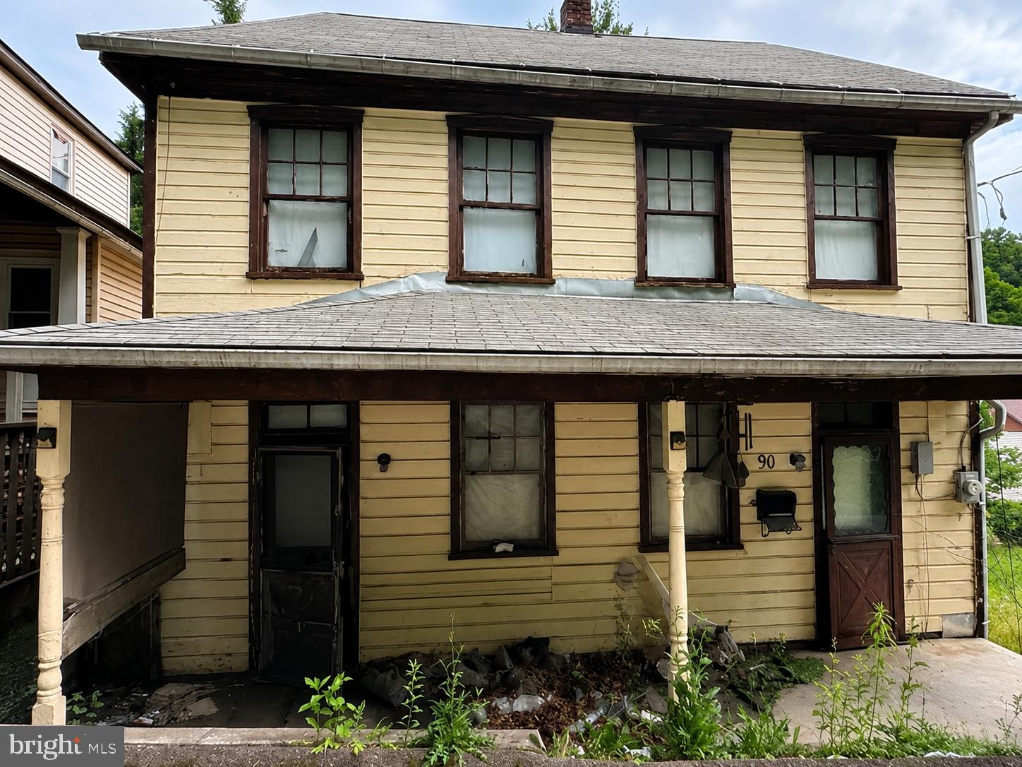 90 DOUGLAS AVENUE