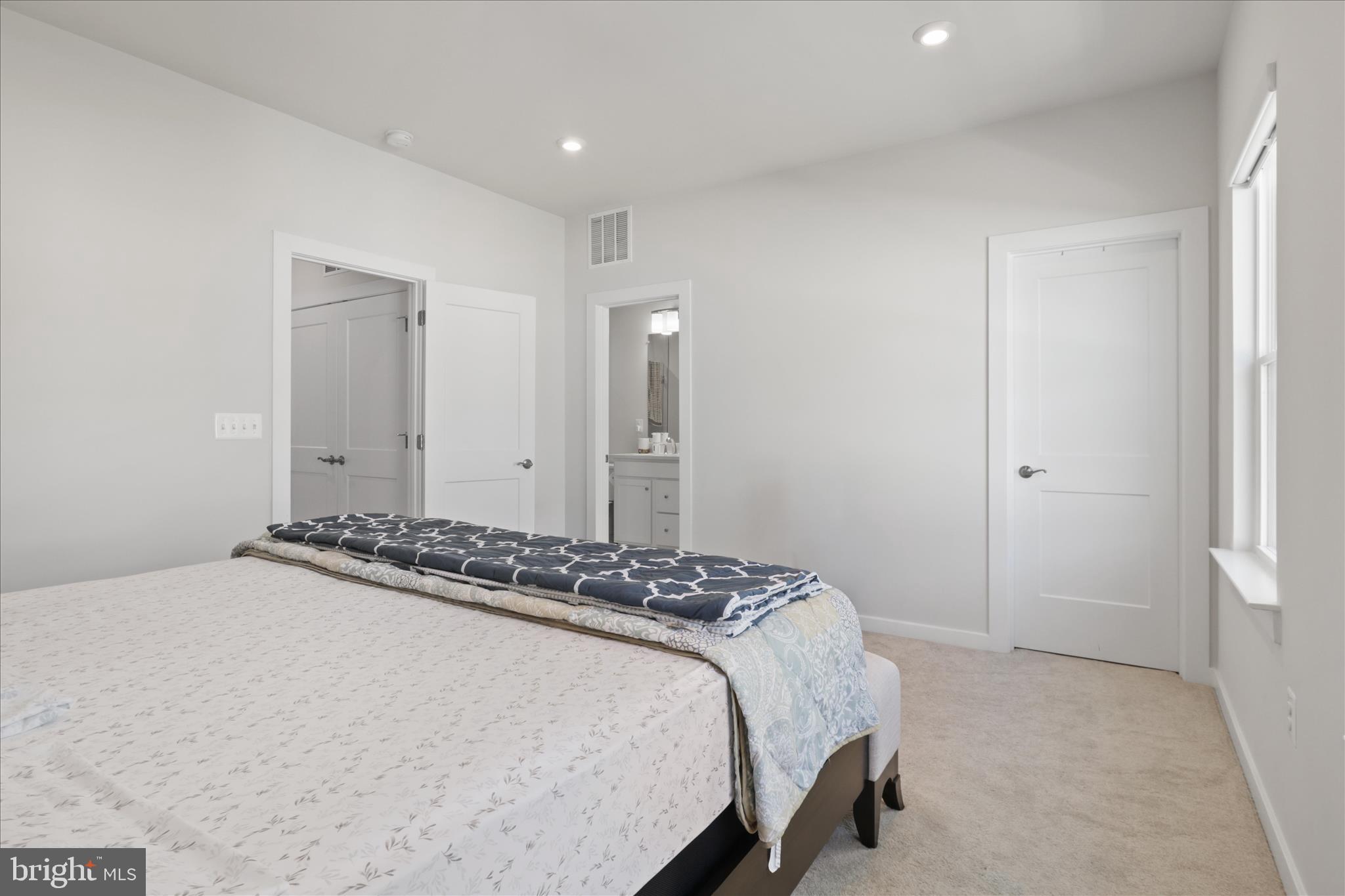 ARCOLA - Residential