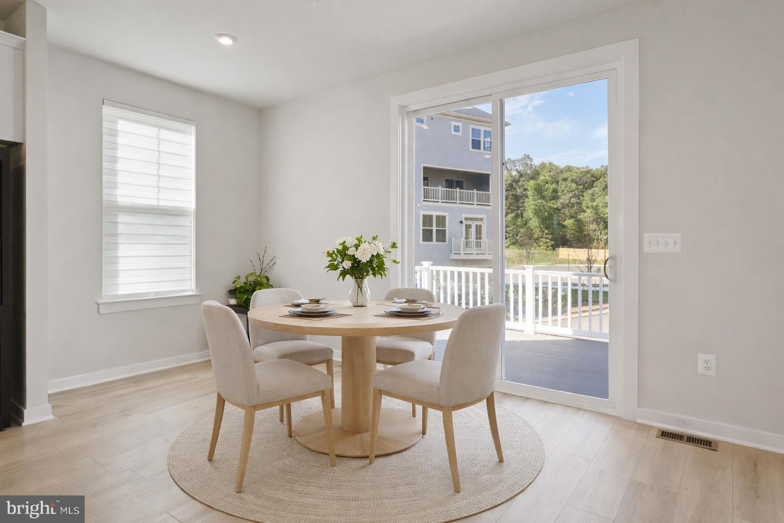 ARCOLA - Residential