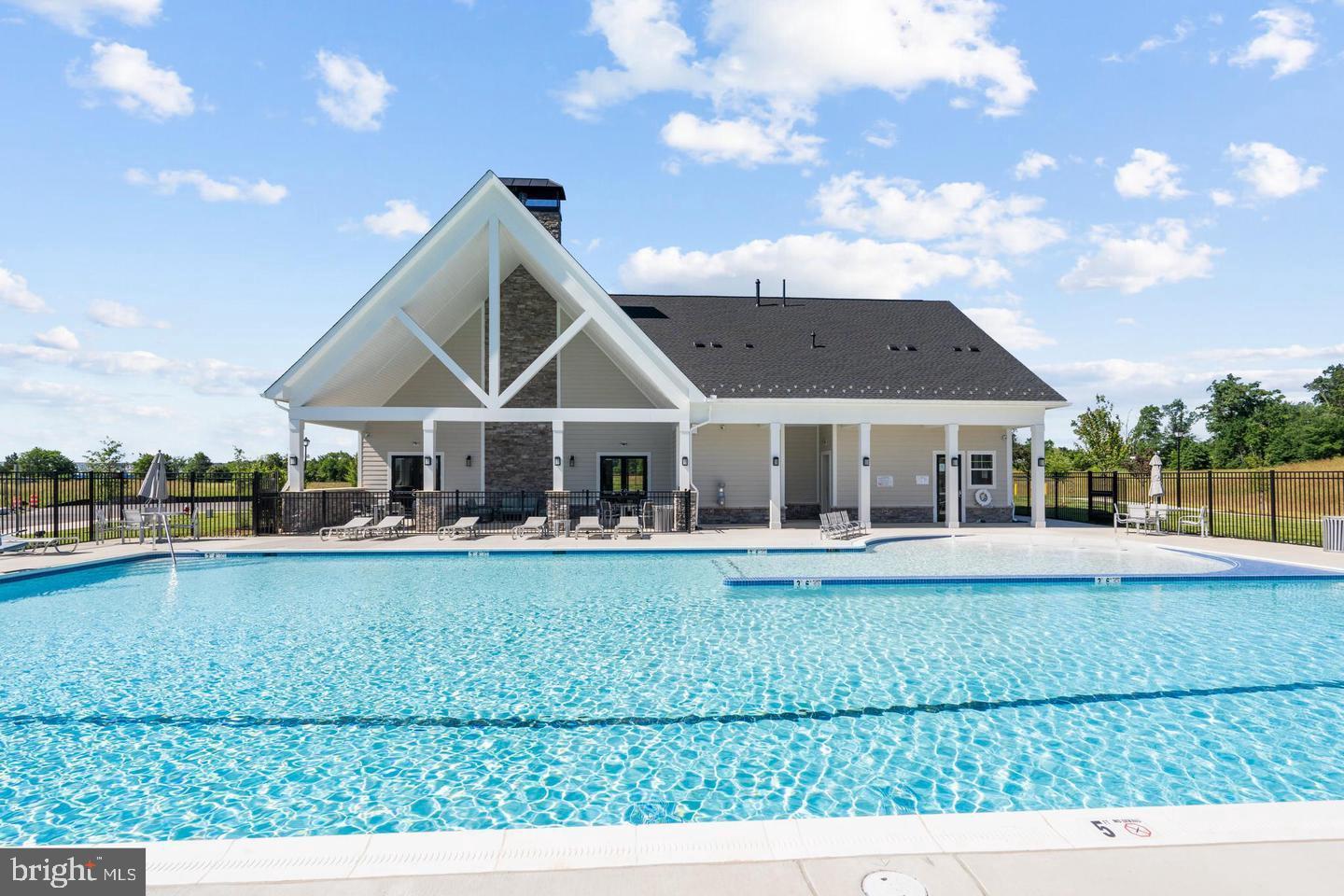 ARCOLA - Residential