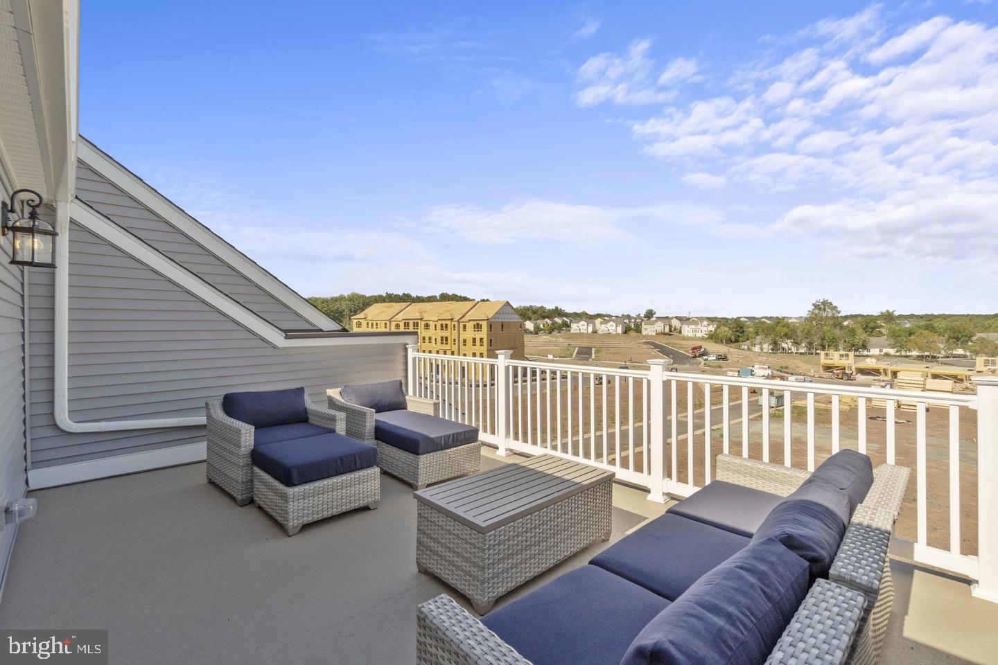 ARCOLA - Residential