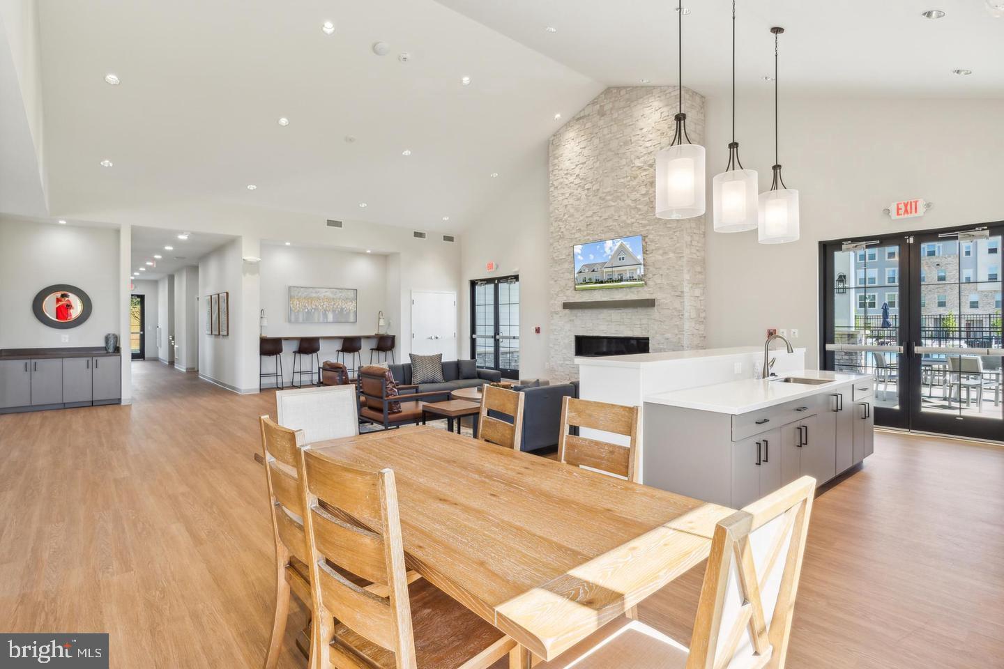 ARCOLA - Residential