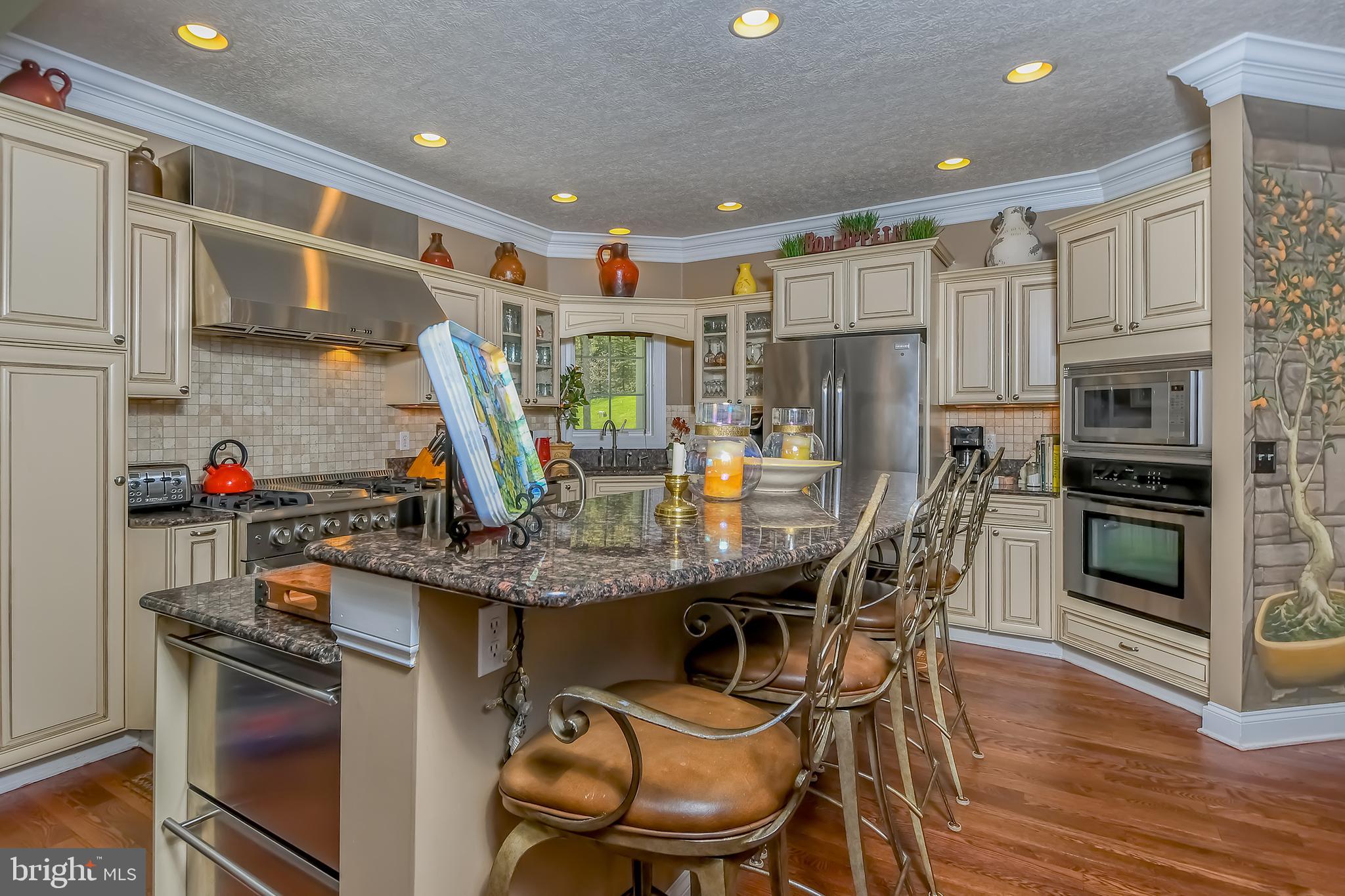 ALPINE VILLAGE - Residential