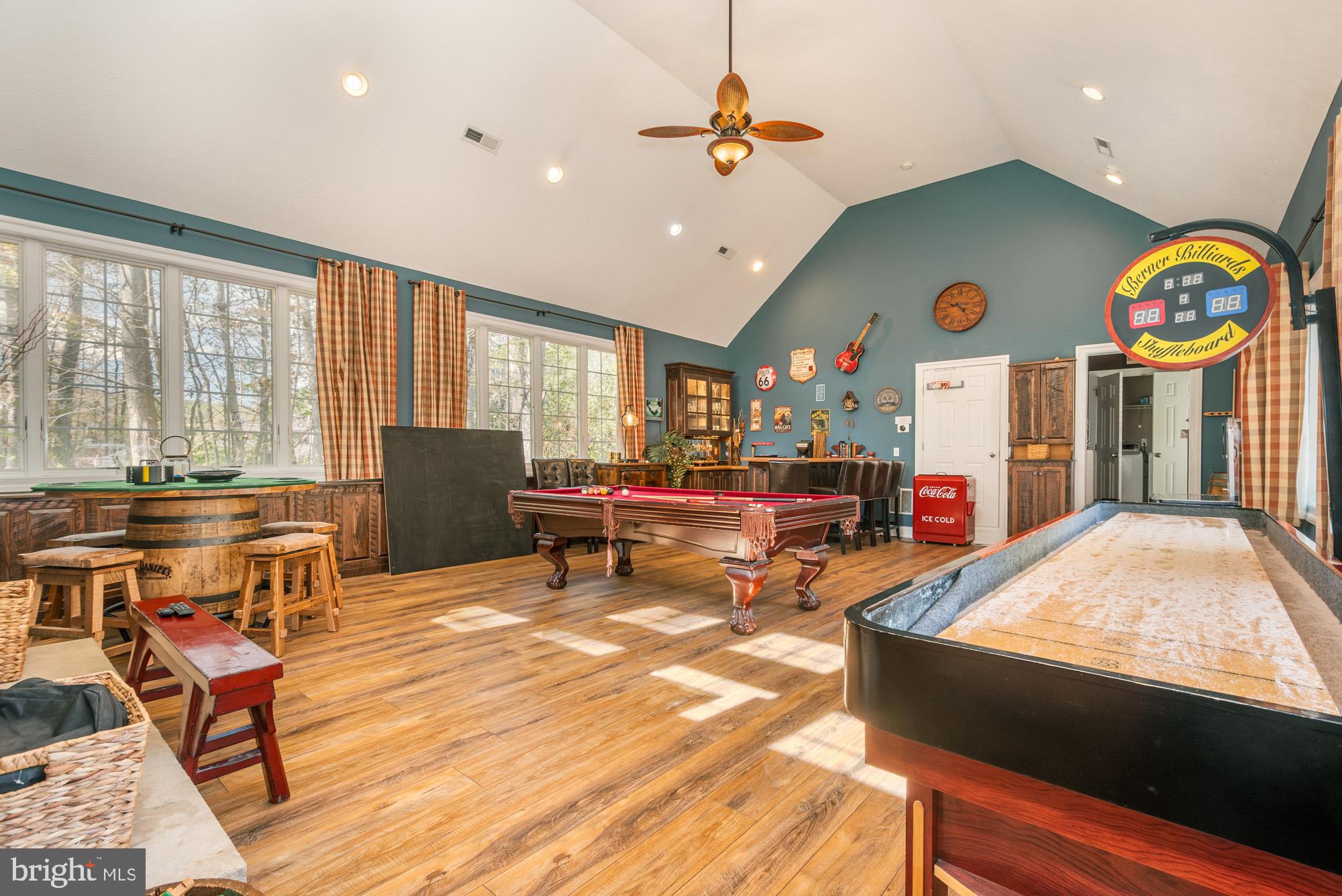 ALPINE VILLAGE - Residential