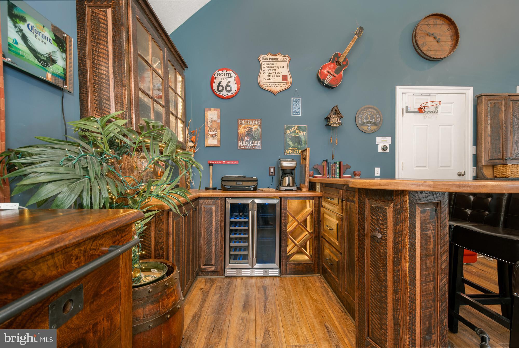 ALPINE VILLAGE - Residential