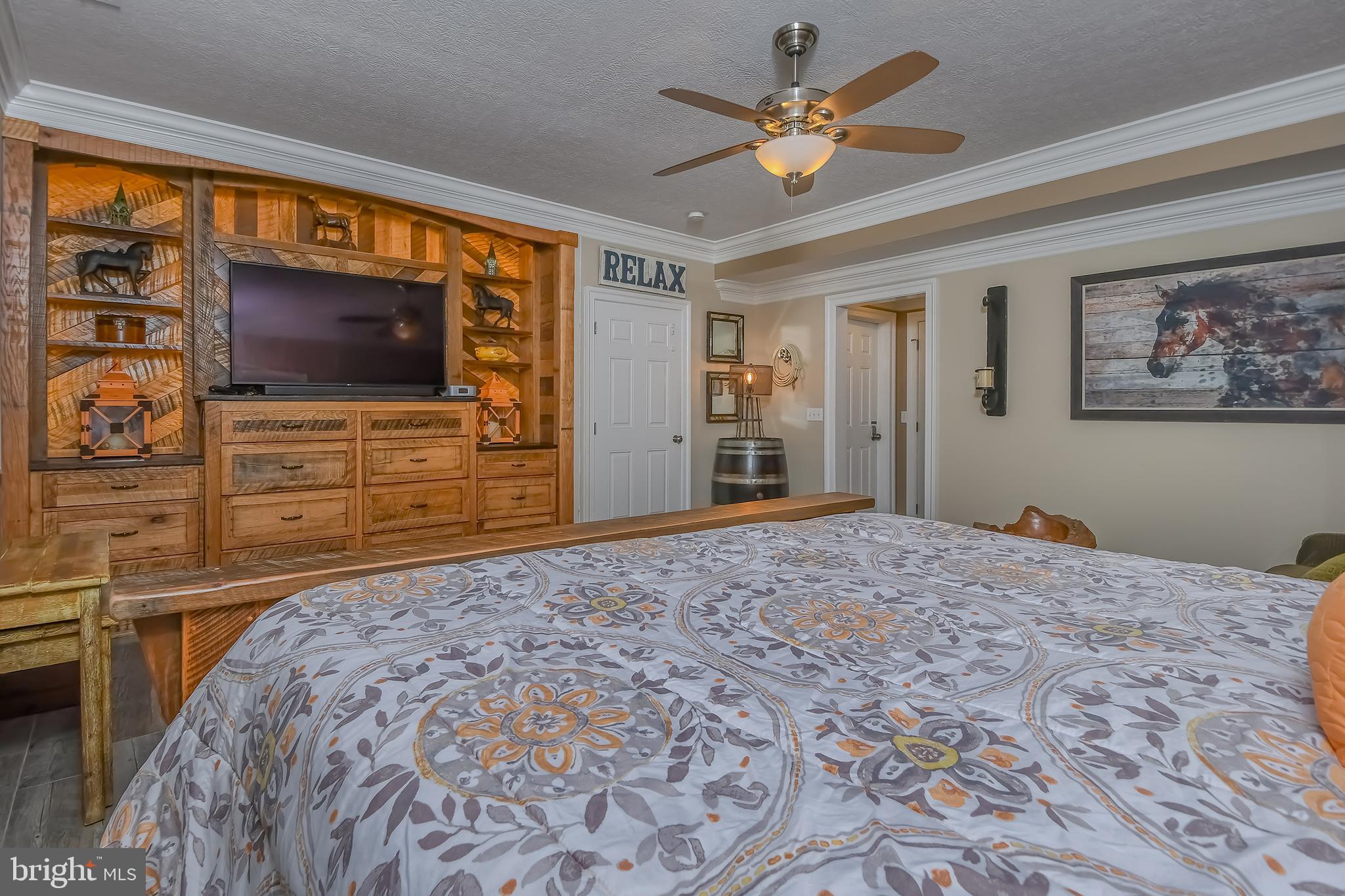 ALPINE VILLAGE - Residential