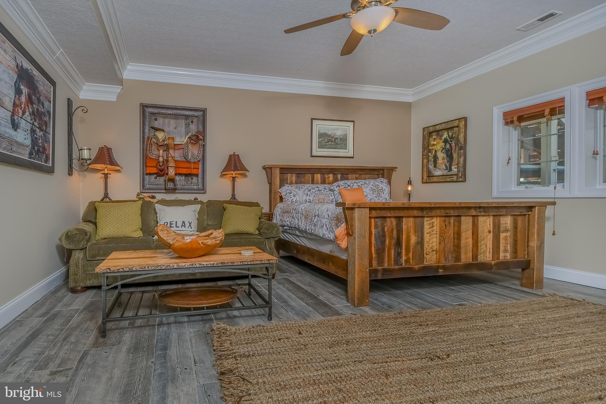 ALPINE VILLAGE - Residential