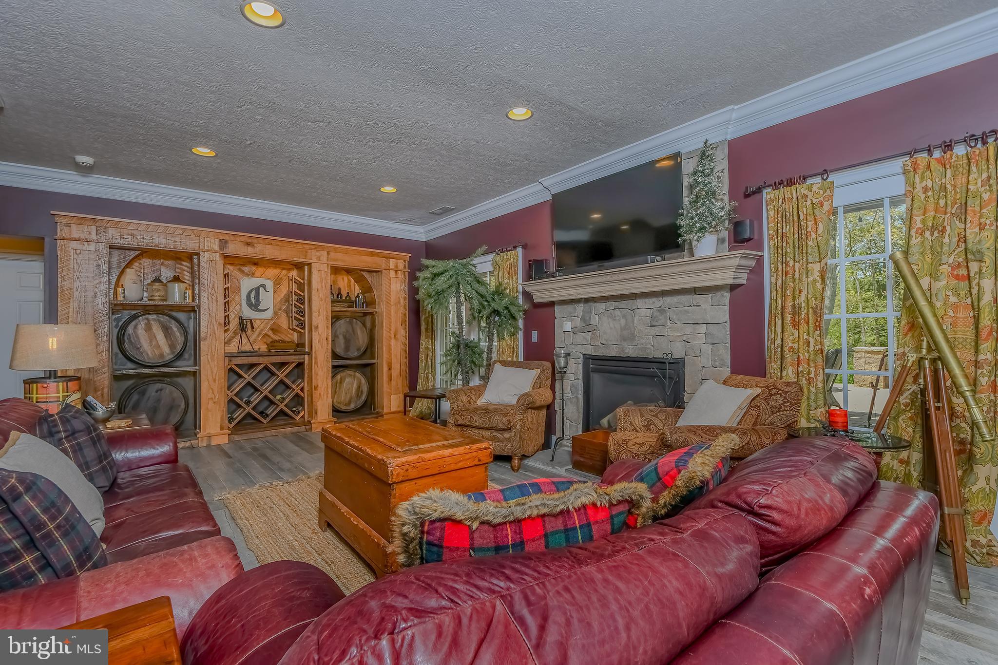 ALPINE VILLAGE - Residential