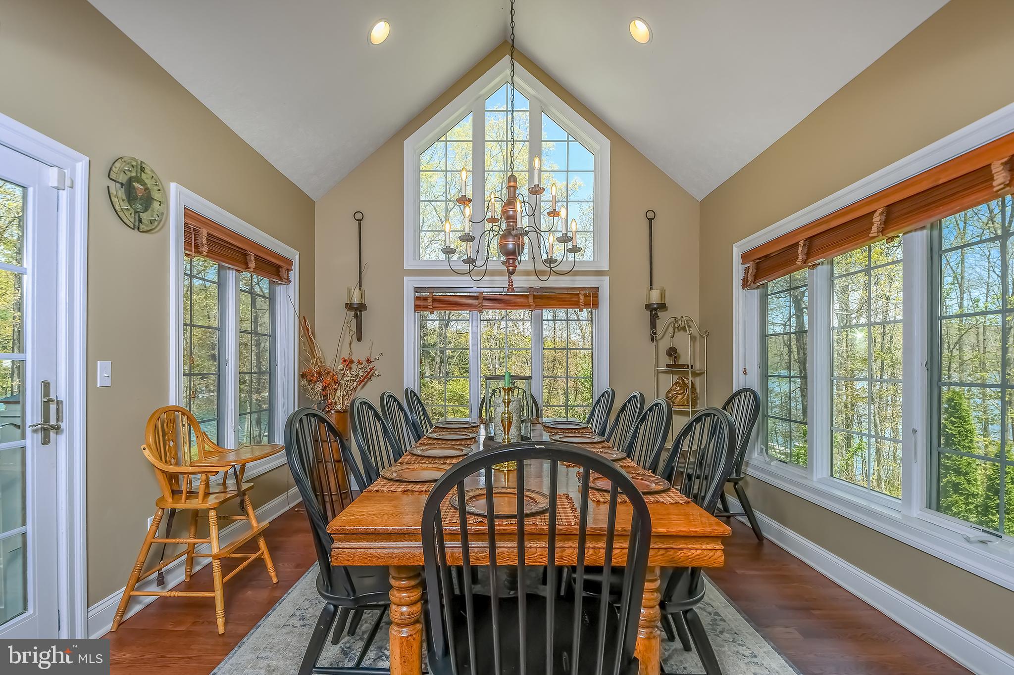 ALPINE VILLAGE - Residential