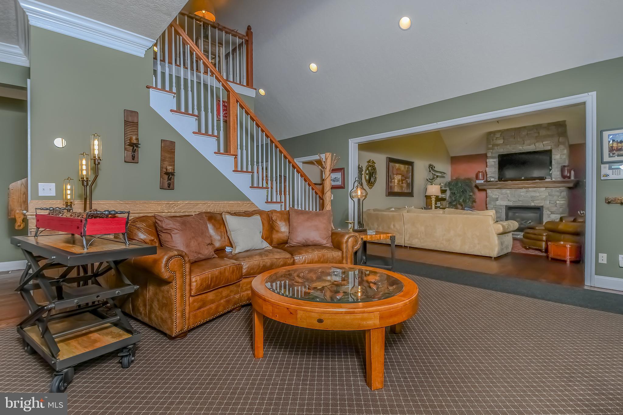 ALPINE VILLAGE - Residential