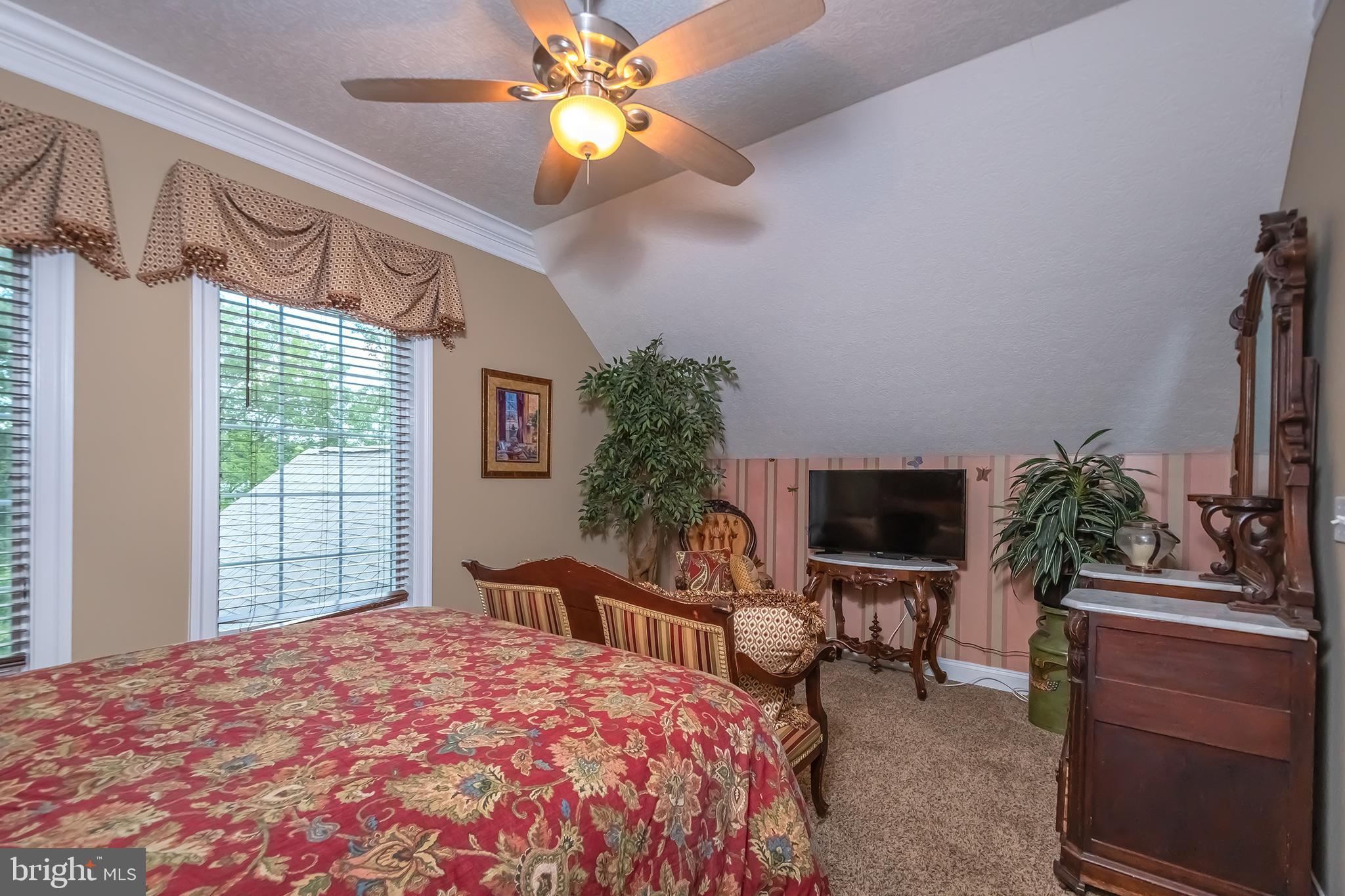 ALPINE VILLAGE - Residential