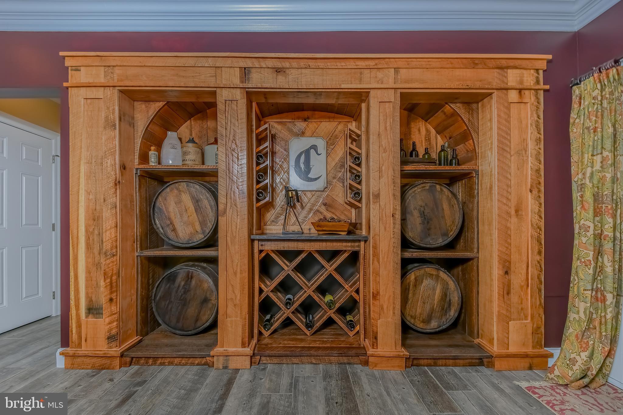 ALPINE VILLAGE - Residential