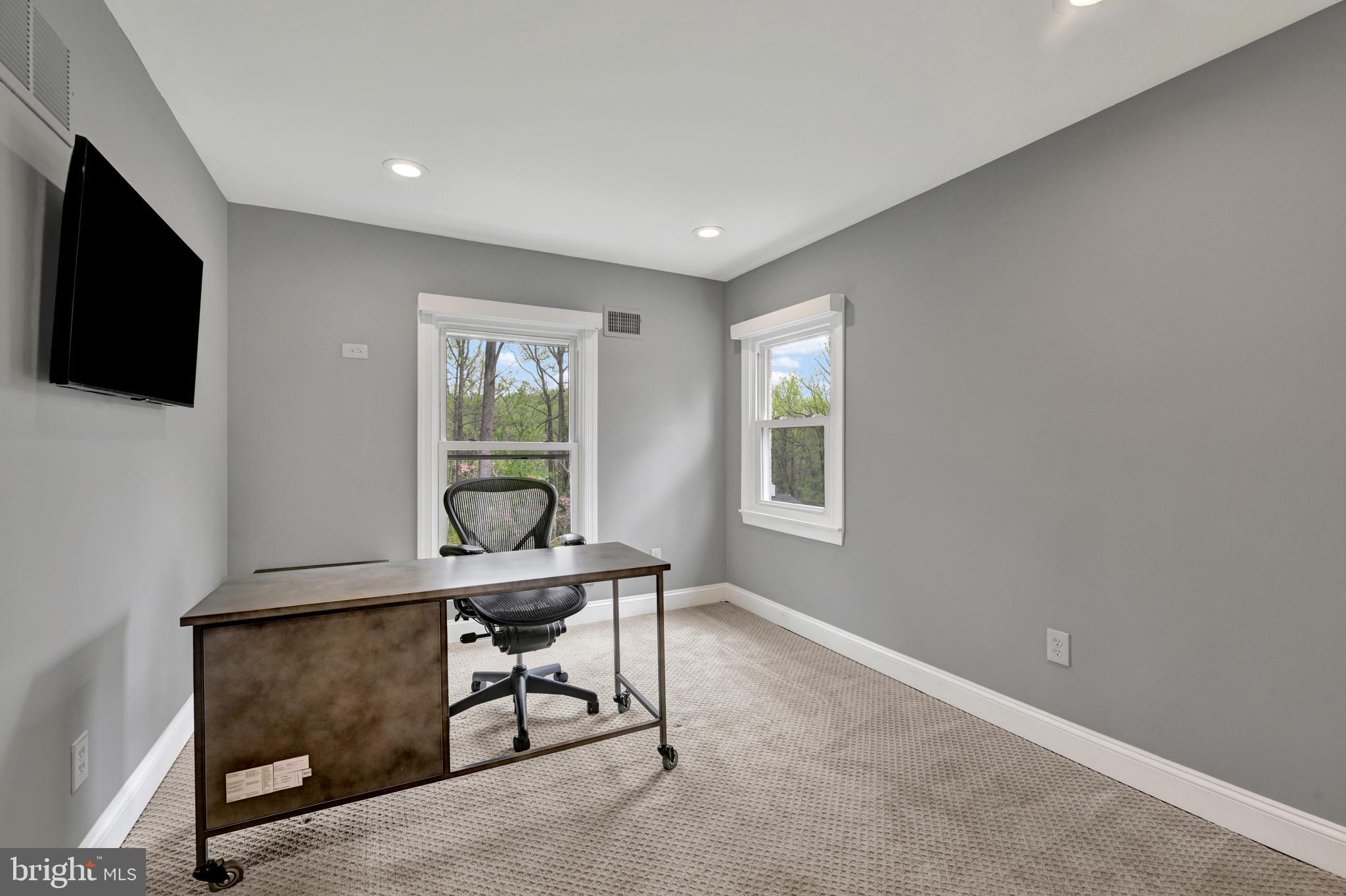 GREENSPRING VALLEY - Residential