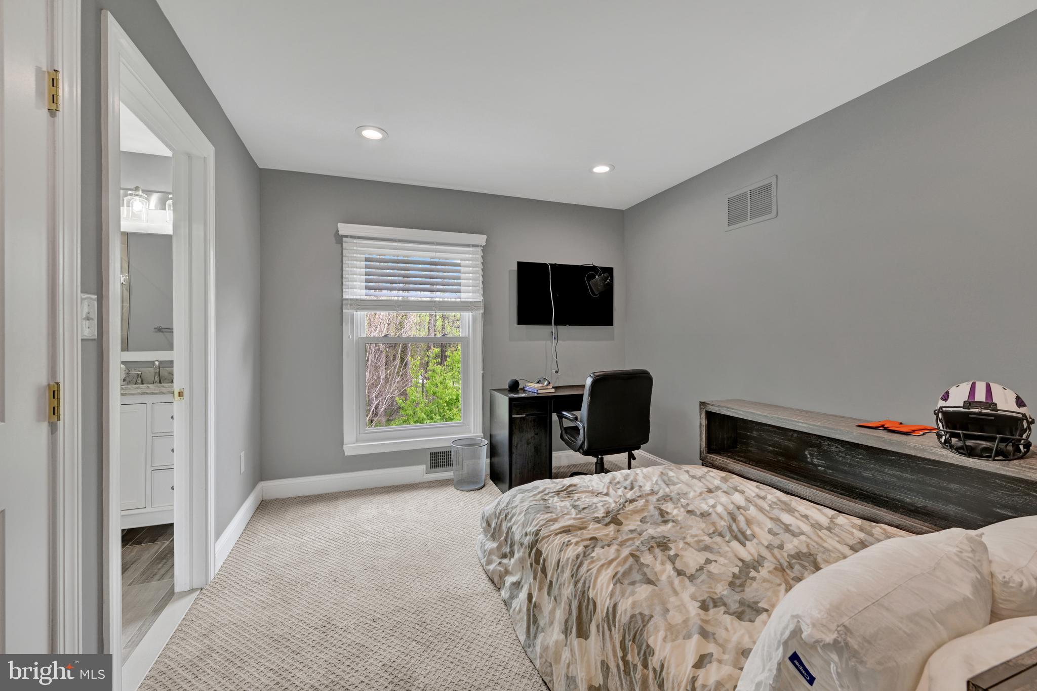 GREENSPRING VALLEY - Residential