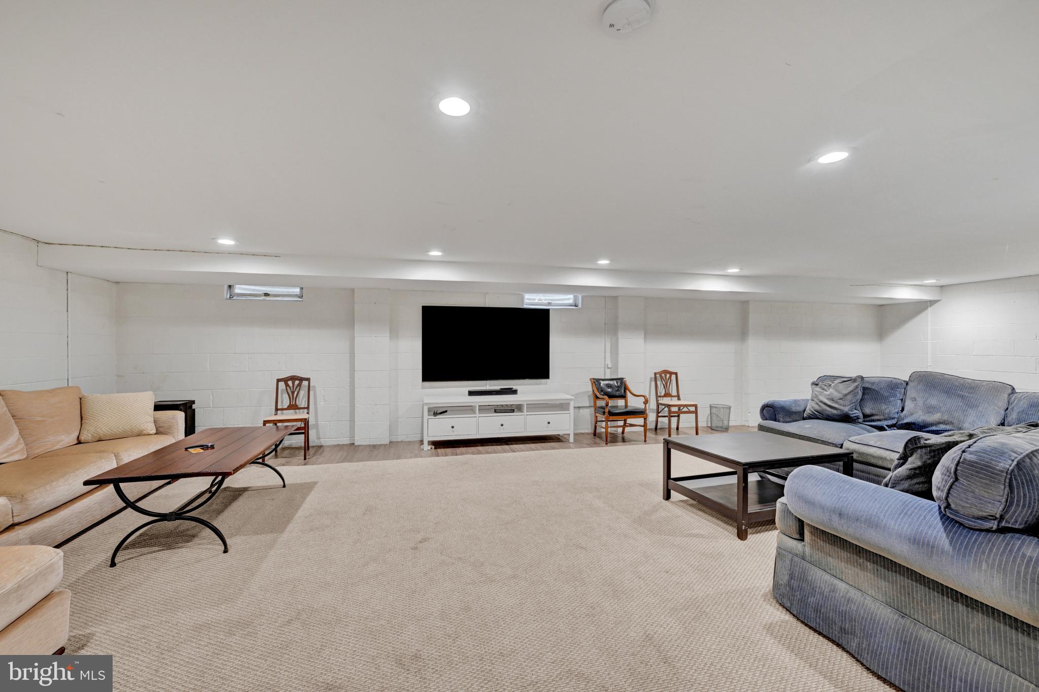 GREENSPRING VALLEY - Residential