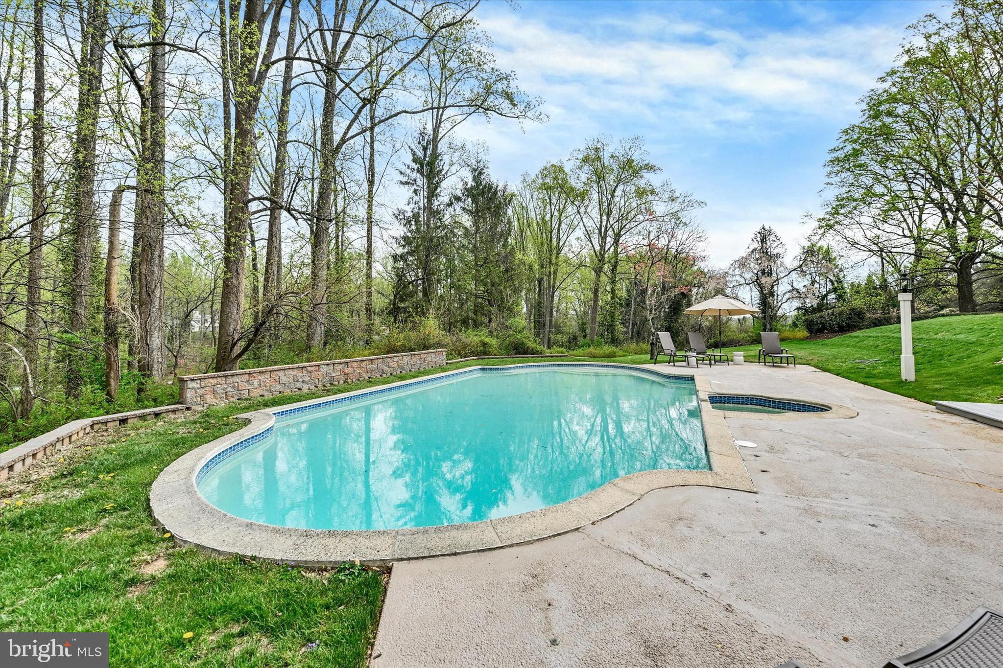 GREENSPRING VALLEY - Residential