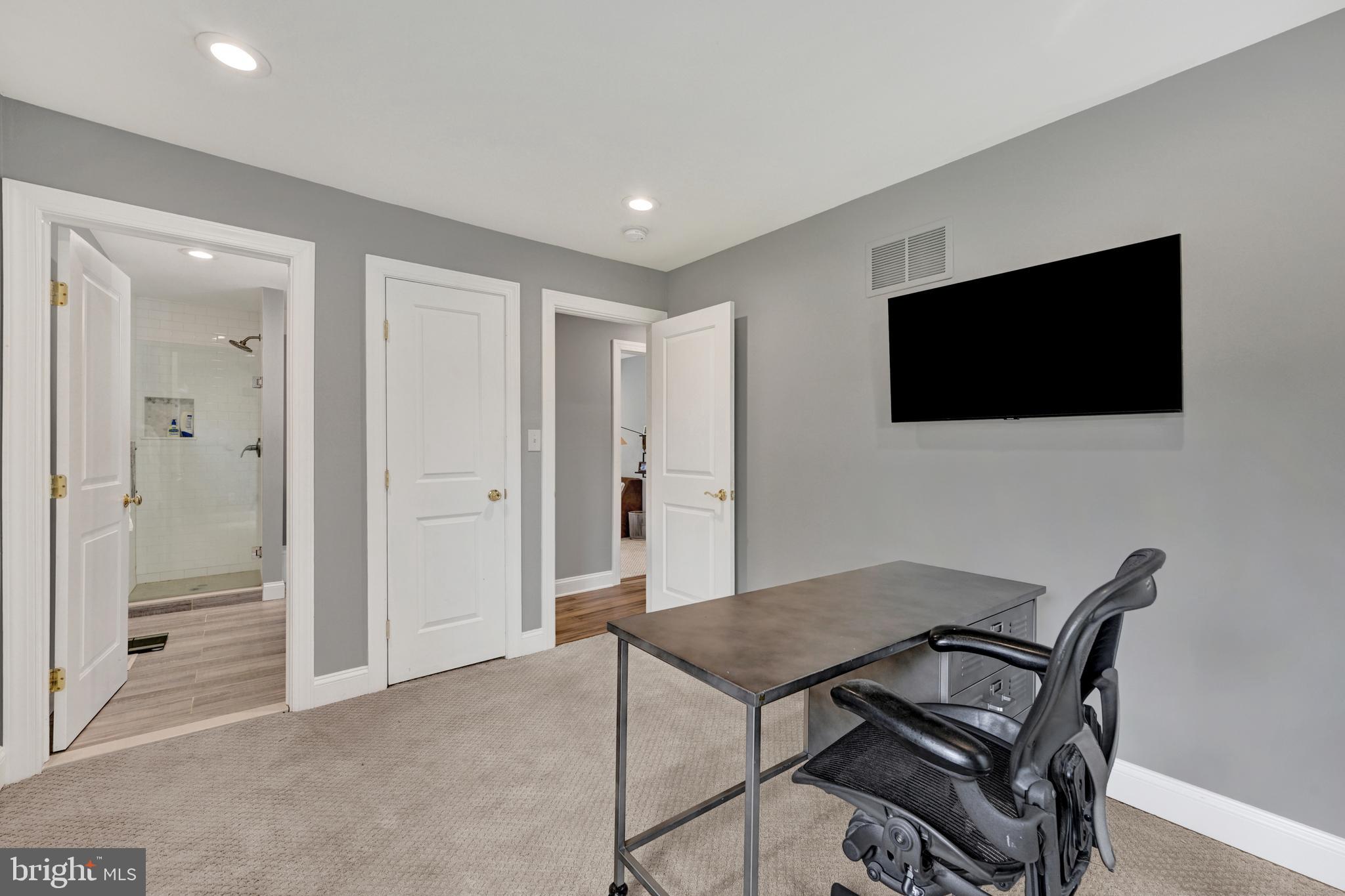 GREENSPRING VALLEY - Residential