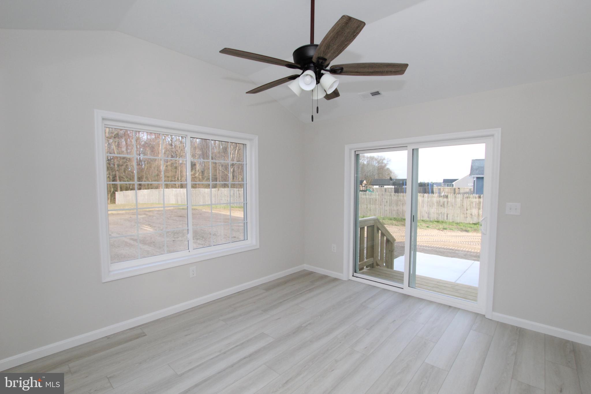 305 E 5TH STREET LOT 85