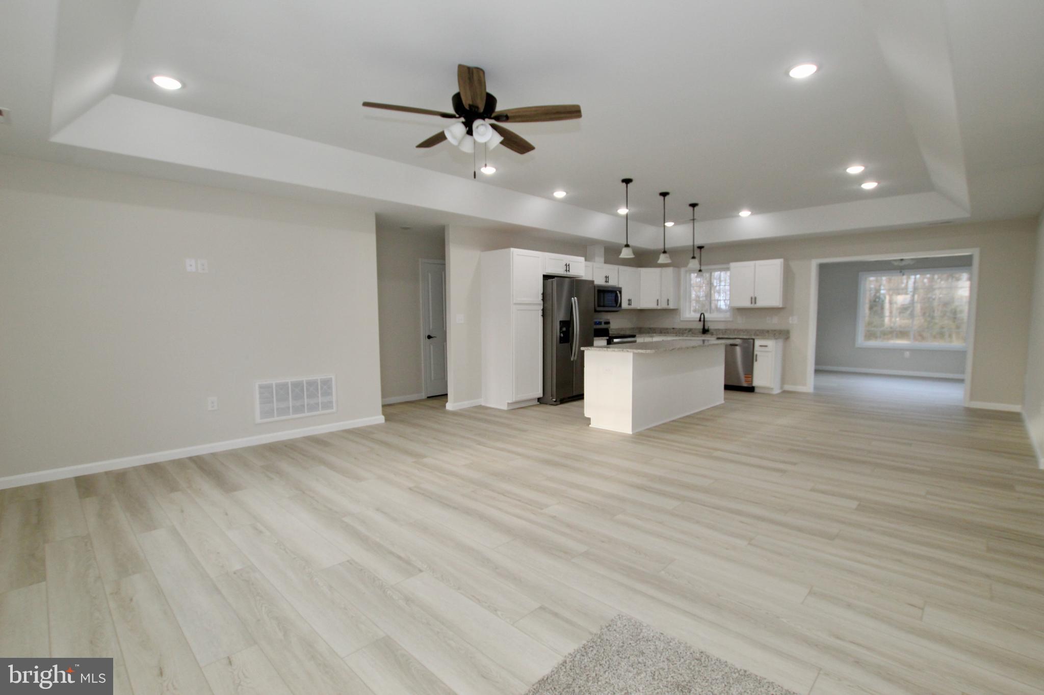 LITTLE MEADOWS - Residential