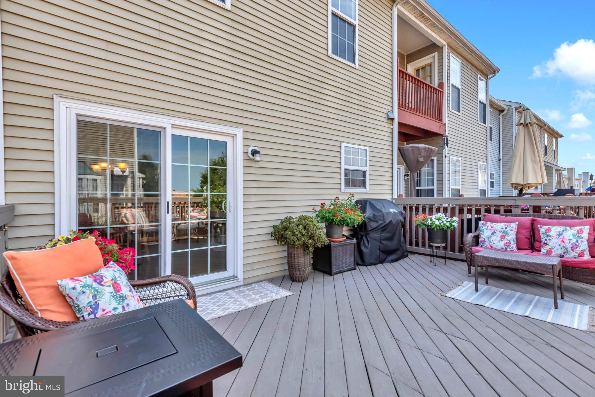 CROFTON VILLAGE - Residential