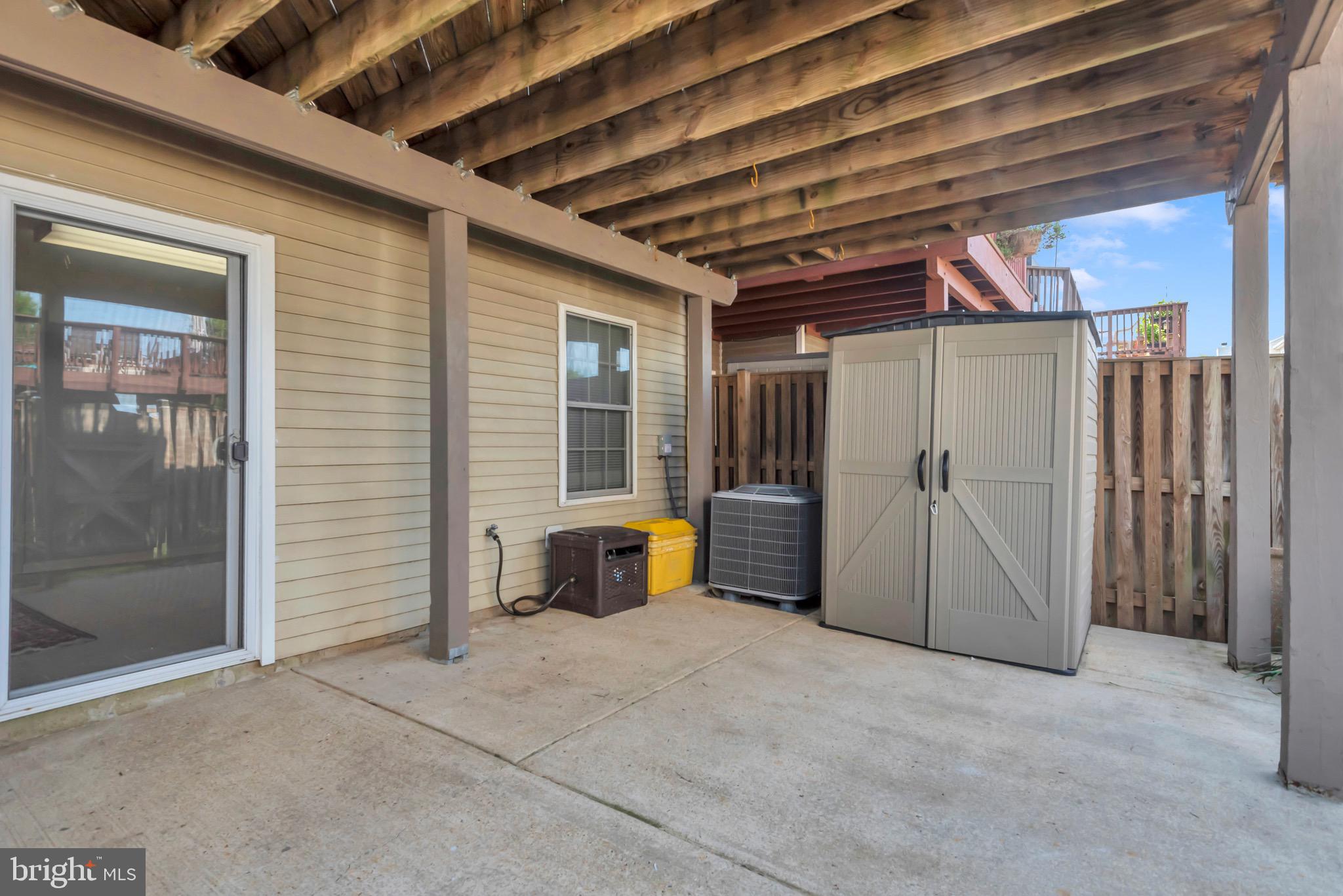 CROFTON VILLAGE - Residential