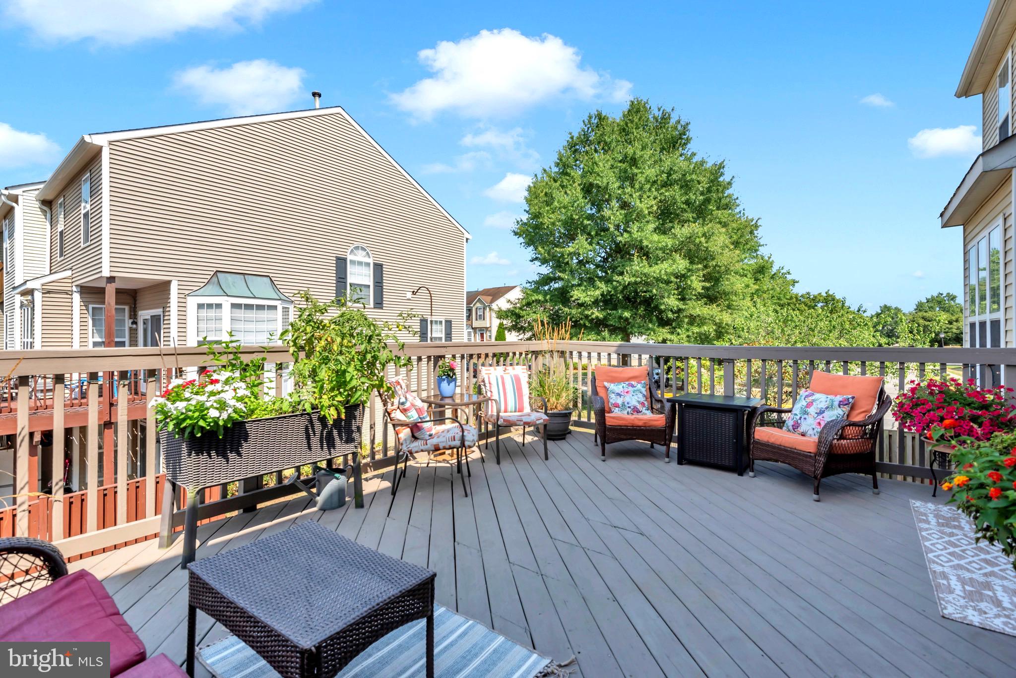 CROFTON VILLAGE - Residential