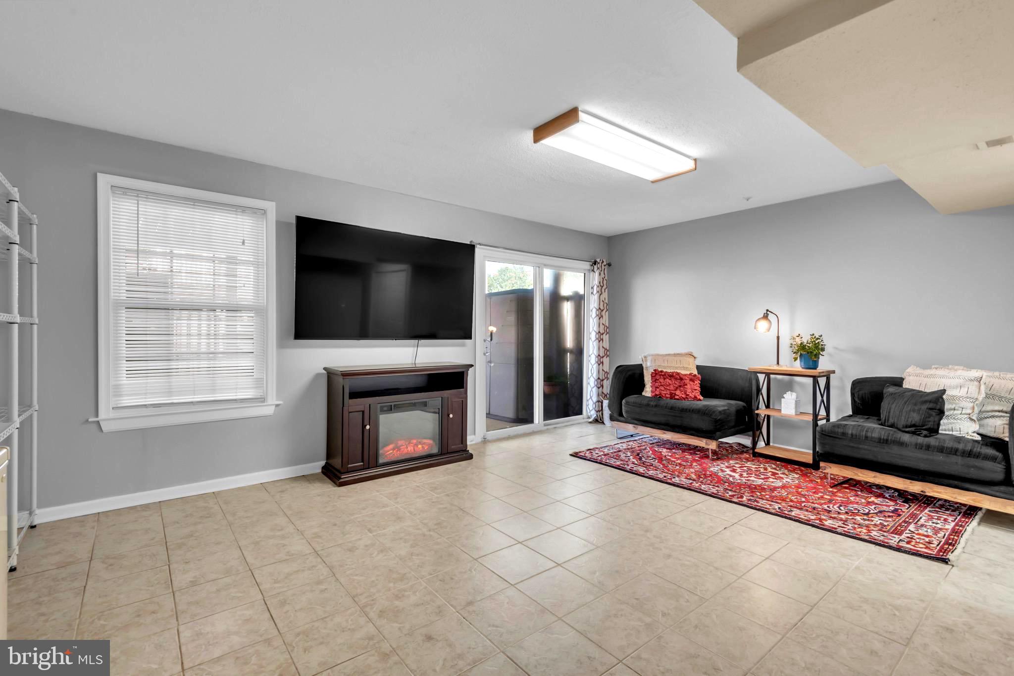 CROFTON VILLAGE - Residential