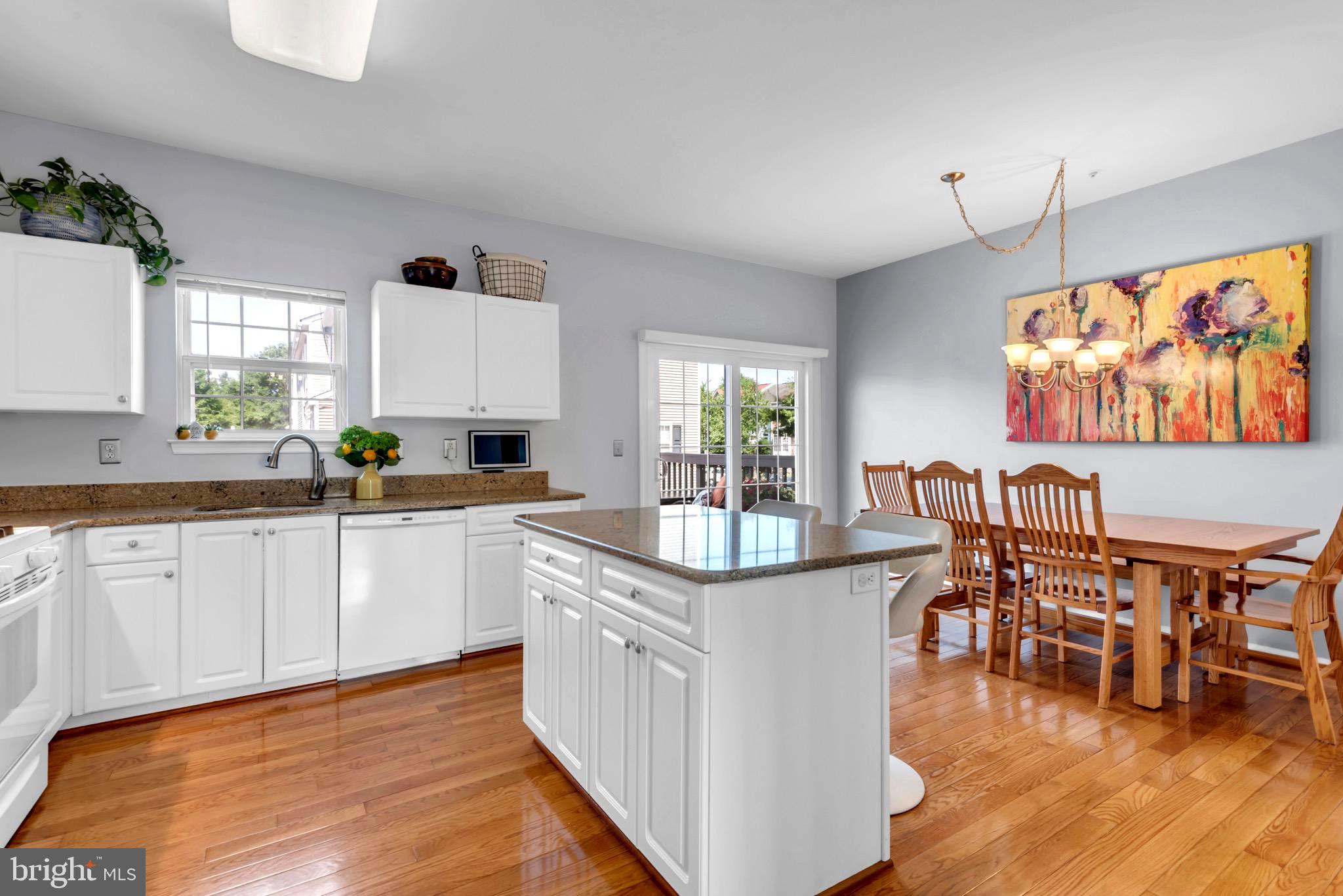 CROFTON VILLAGE - Residential