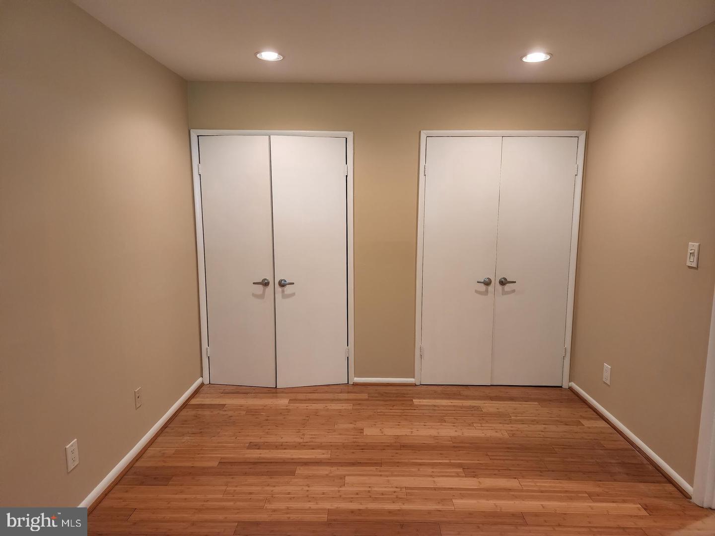 HERITAGE WOODS NORTH - Residential