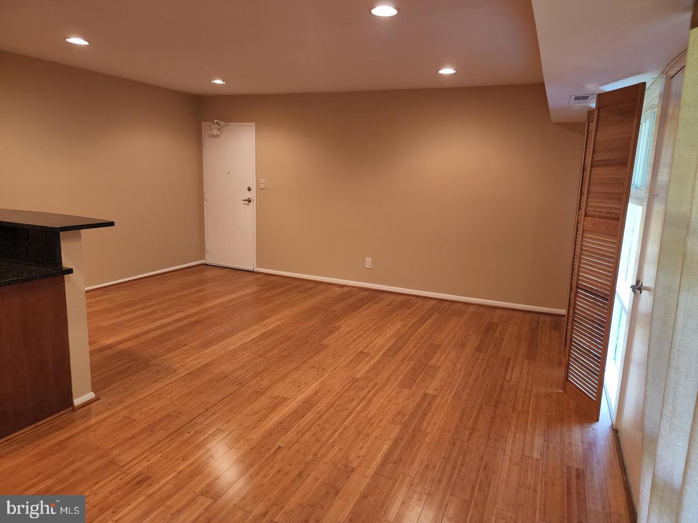 HERITAGE WOODS NORTH - Residential